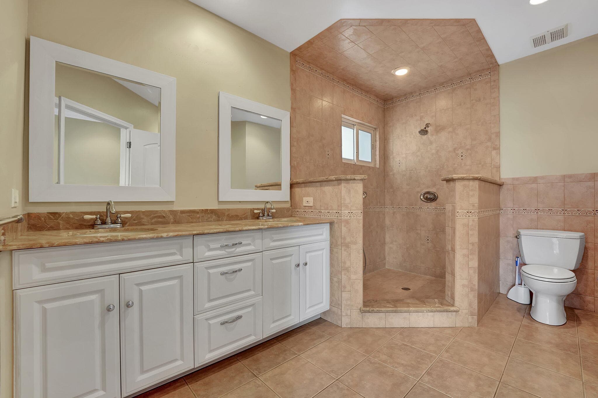 1300 NE 26th Avenue NE, Pompano Beach, FL 33062 — photo 30 of 68