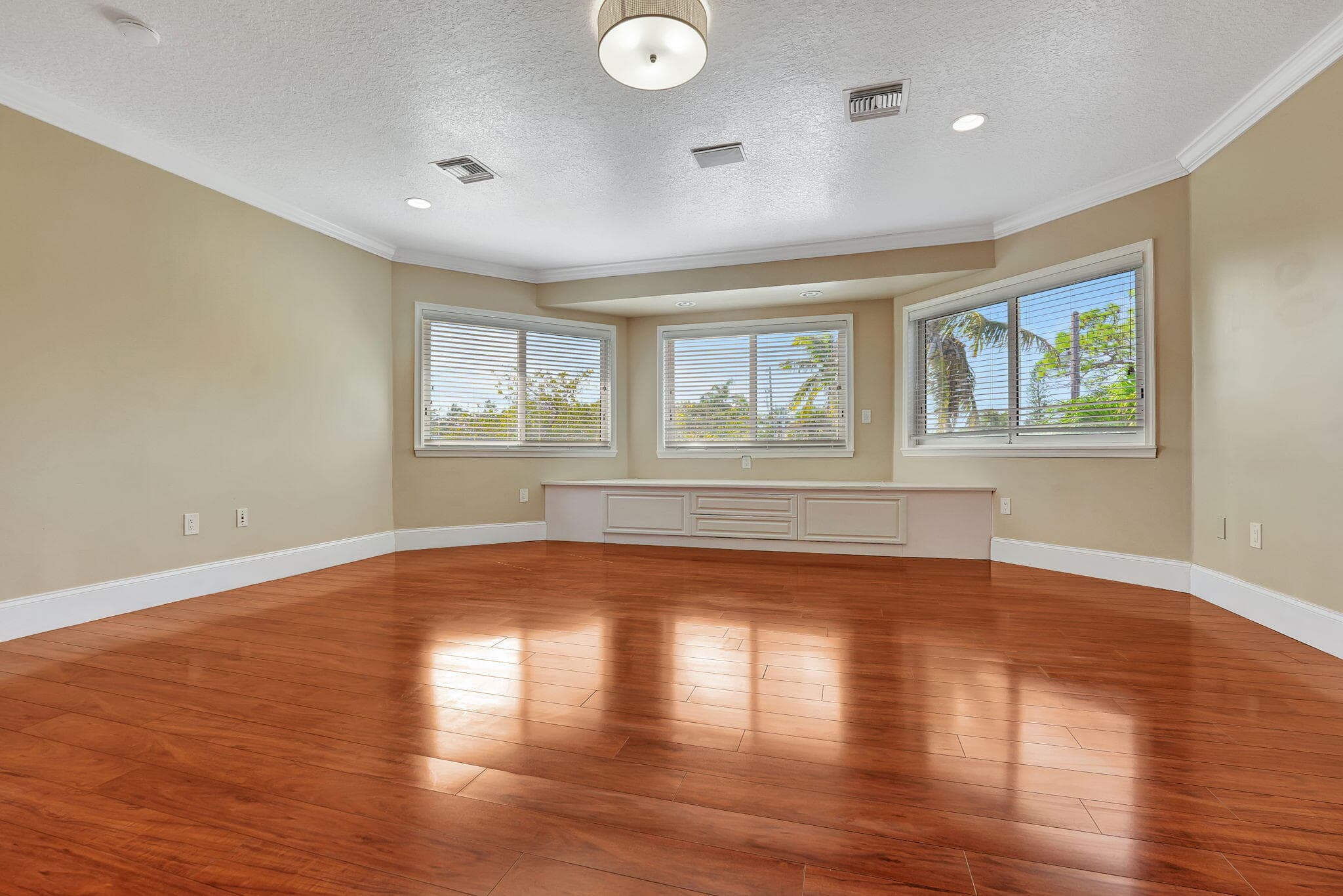 1300 NE 26th Avenue NE, Pompano Beach, FL 33062 — photo 33 of 68
