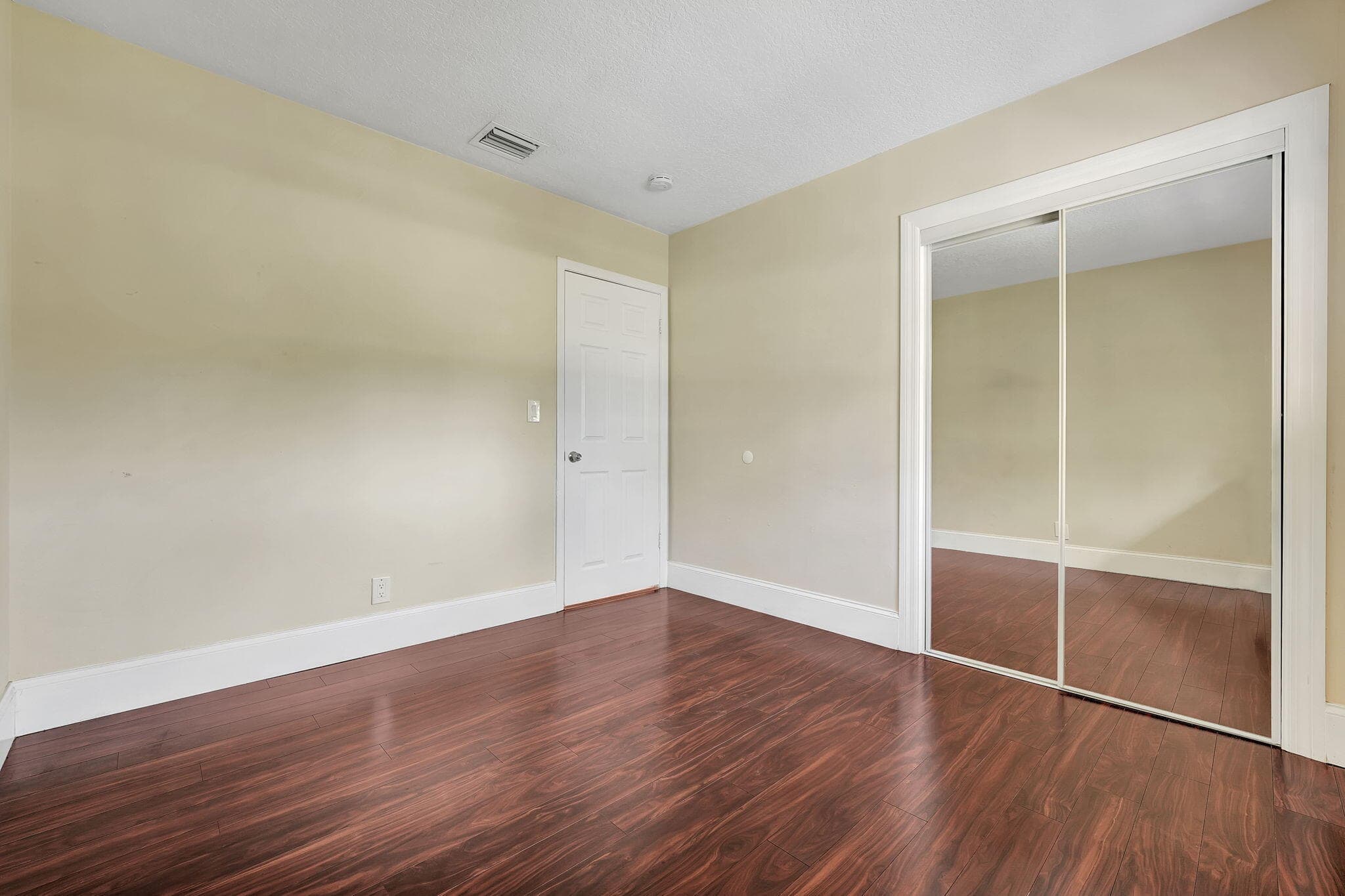 1300 NE 26th Avenue NE, Pompano Beach, FL 33062 — photo 44 of 68