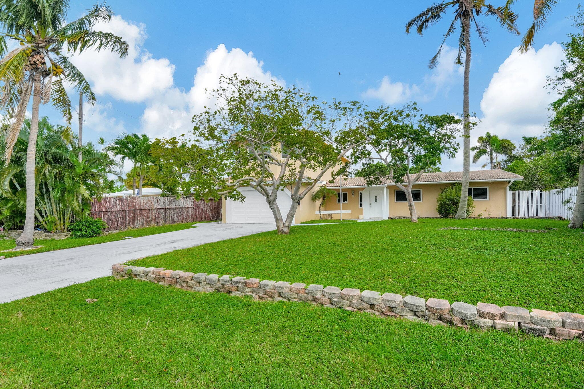 1300 NE 26th Avenue NE, Pompano Beach, FL 33062 — photo 46 of 68