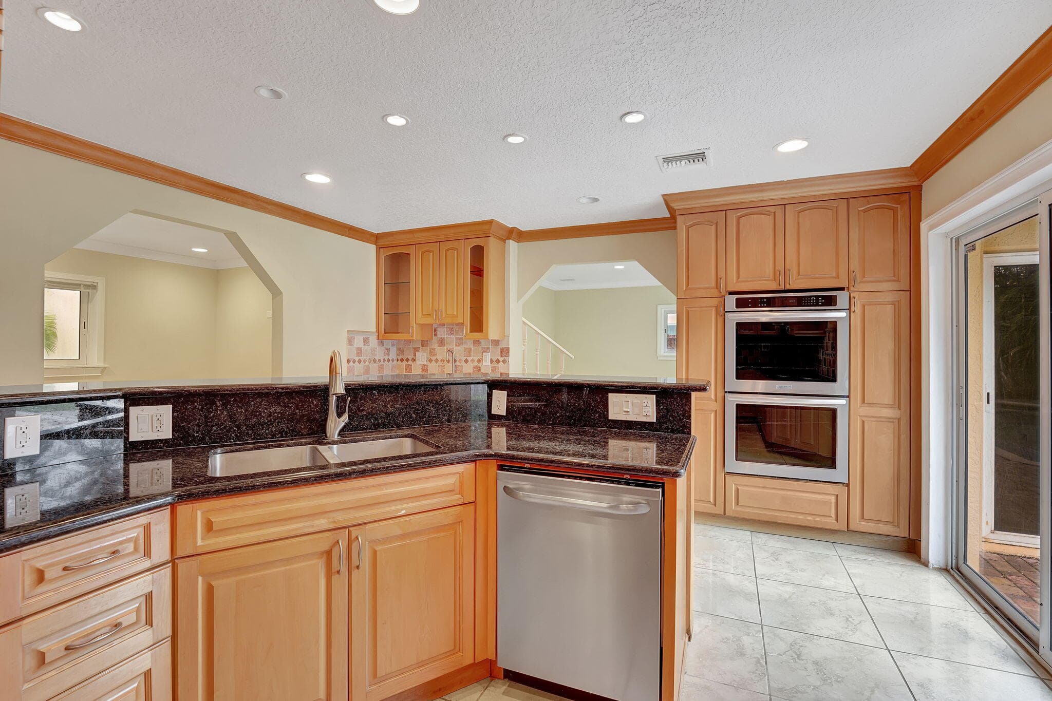 1300 NE 26th Avenue NE, Pompano Beach, FL 33062 — photo 59 of 68