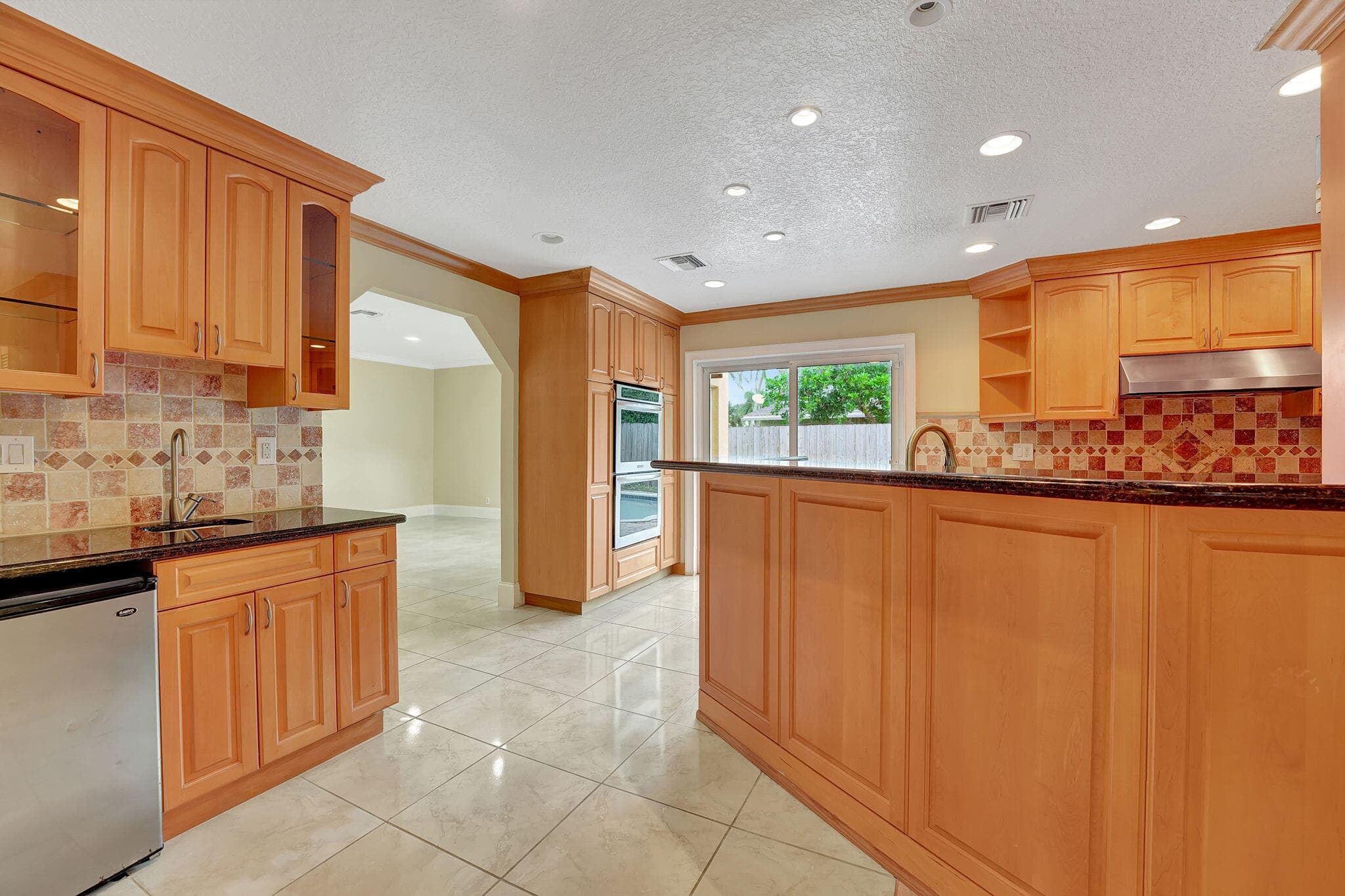 1300 NE 26th Avenue NE, Pompano Beach, FL 33062 — photo 64 of 68