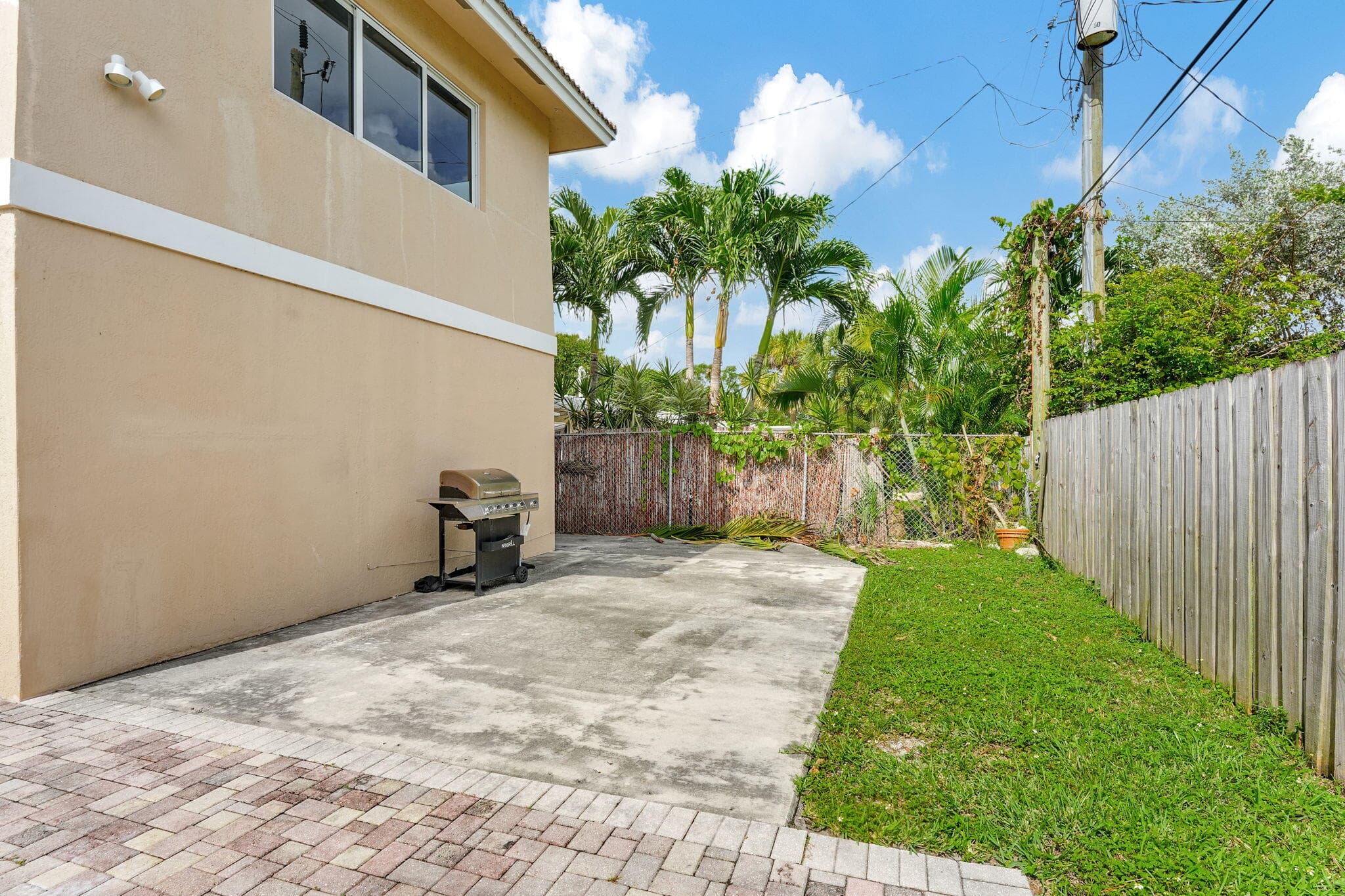 1300 NE 26th Avenue NE, Pompano Beach, FL 33062 — photo 66 of 68