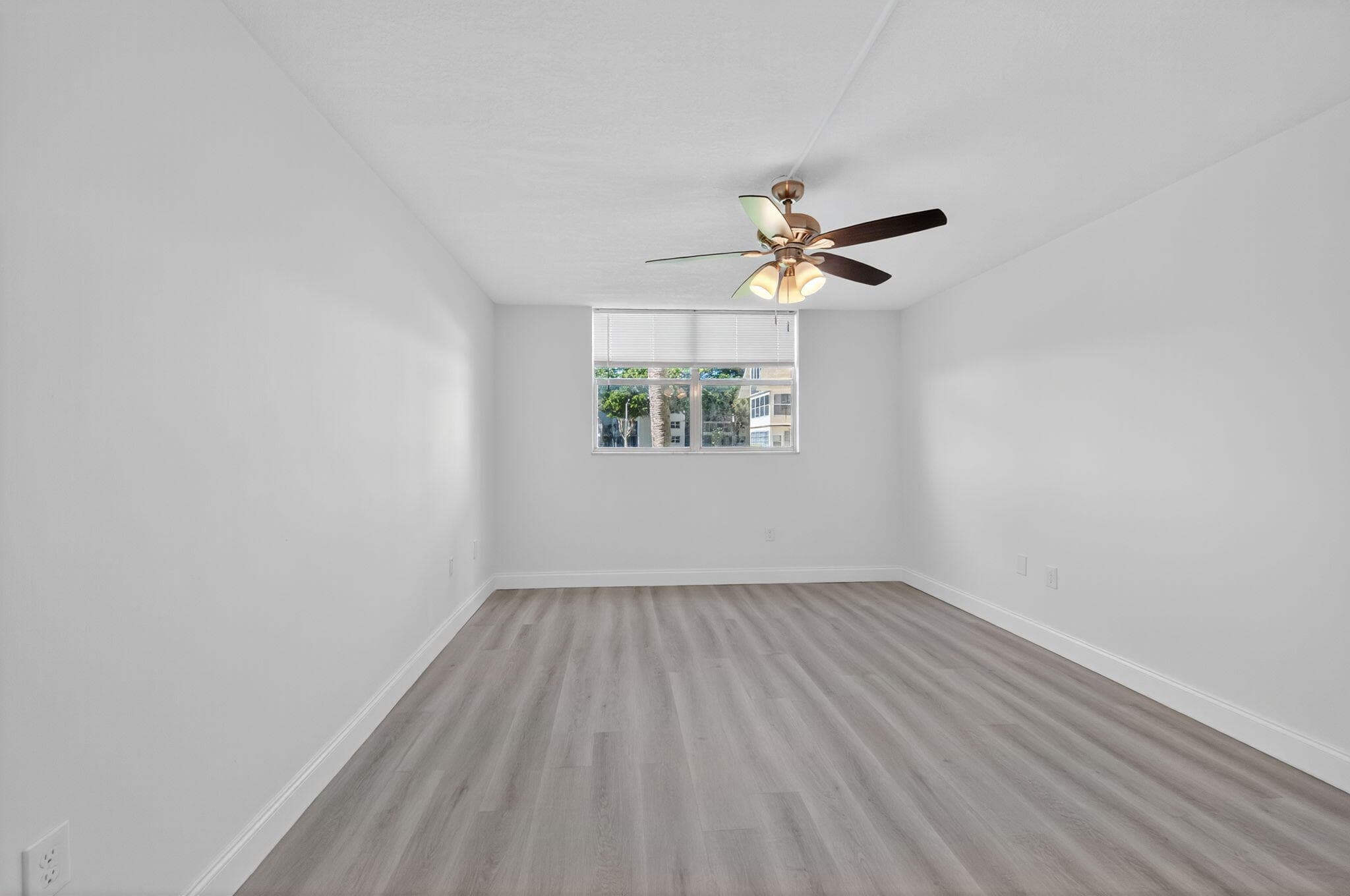 9090 Lime Bay Boulevard 102, Tamarac, FL 33321 — photo 7 of 24