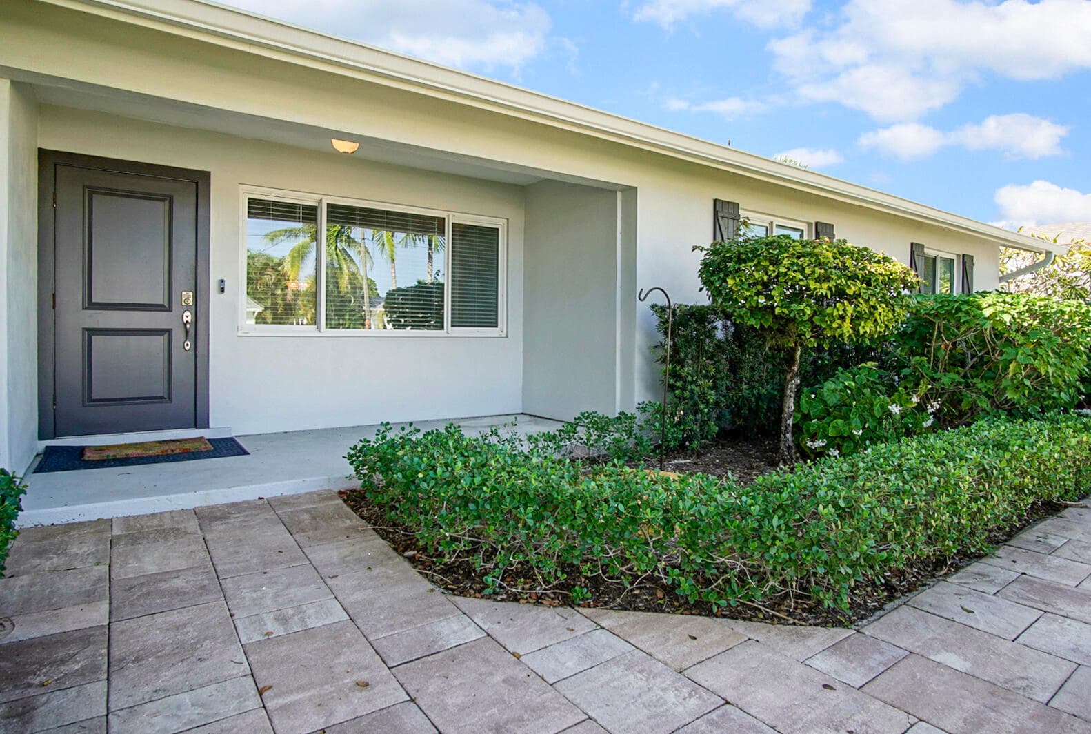924 Pompano Drive, Jupiter, FL 33458 — photo 4 of 36