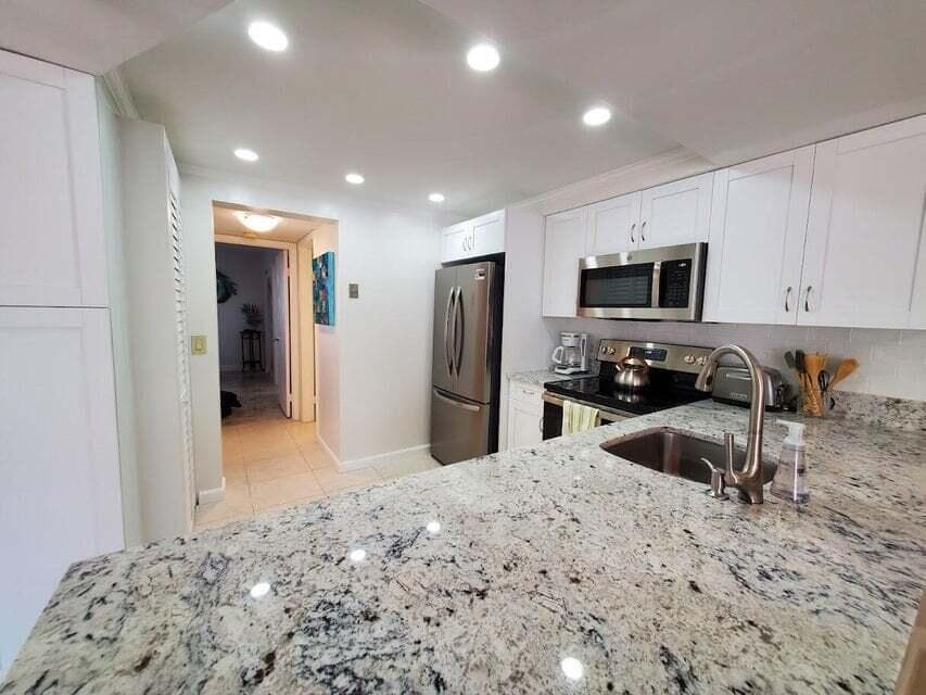 1605 S Us Highway 1 F203, Jupiter, FL 33477 — photo 16 of 39