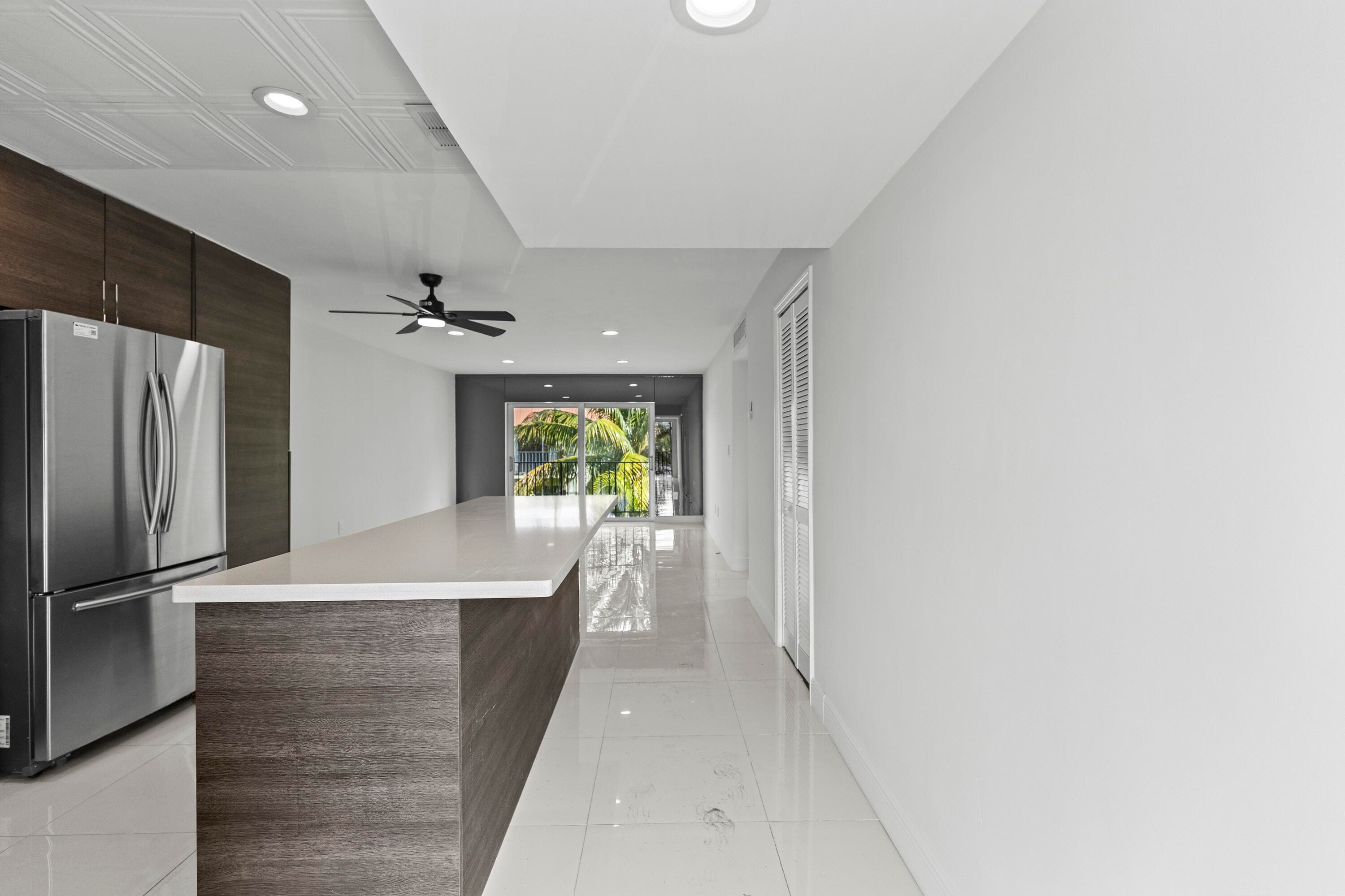 809 W Oakland Park Boulevard K12, Oakland Park, FL 33311 — photo 2 of 27
