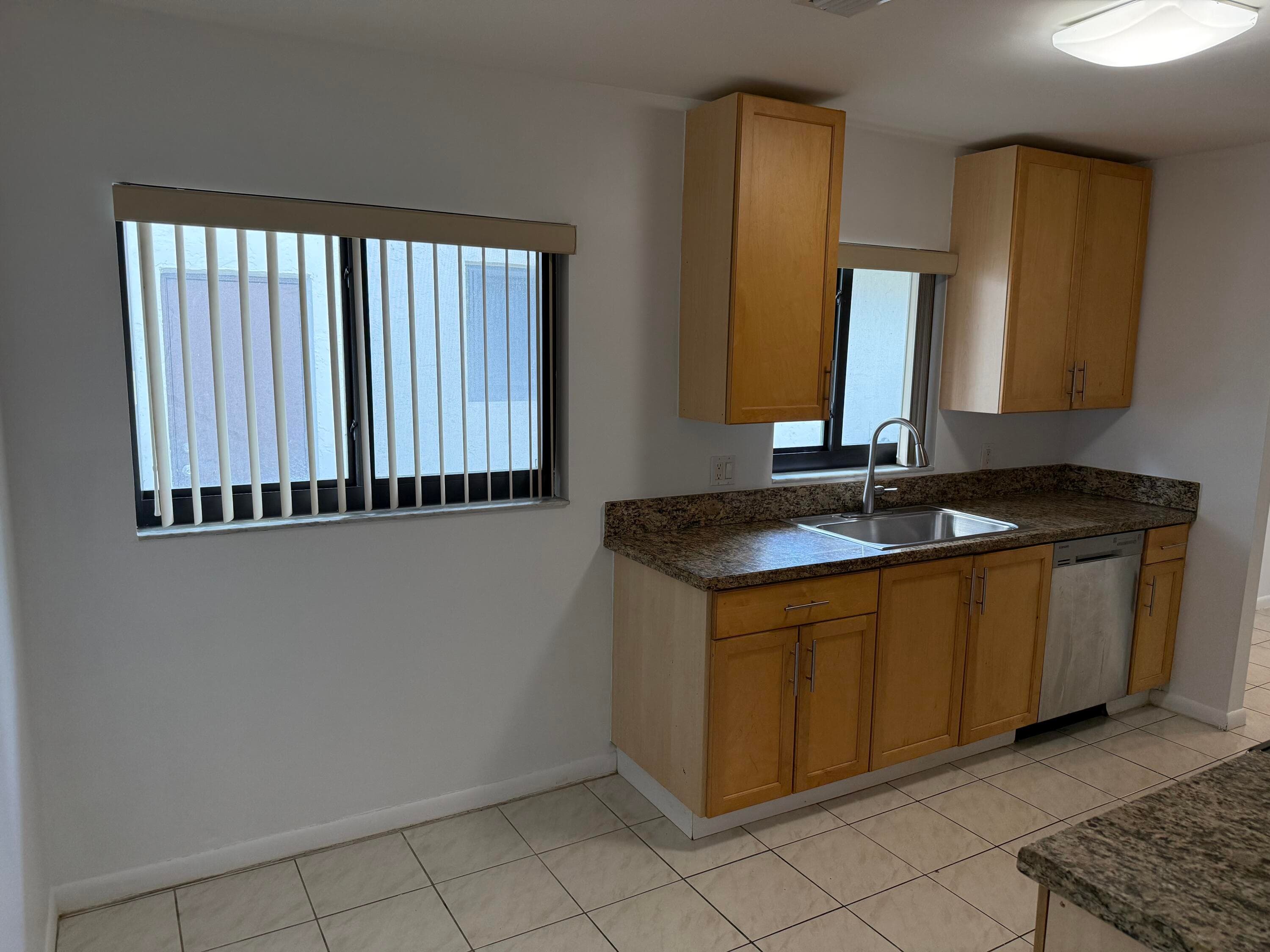 1687 SW 20th Terrace, Deerfield Beach, FL 33442 — photo 6 of 10