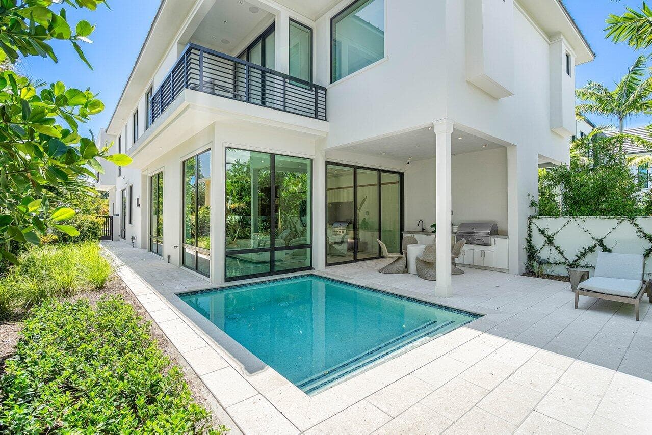 514 NE 7th Avenue, Delray Beach, FL 33483 — photo 2 of 51