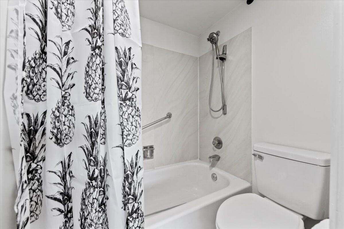 300 Waterway Drive S 308, Lantana, FL 33462 — photo 9 of 32