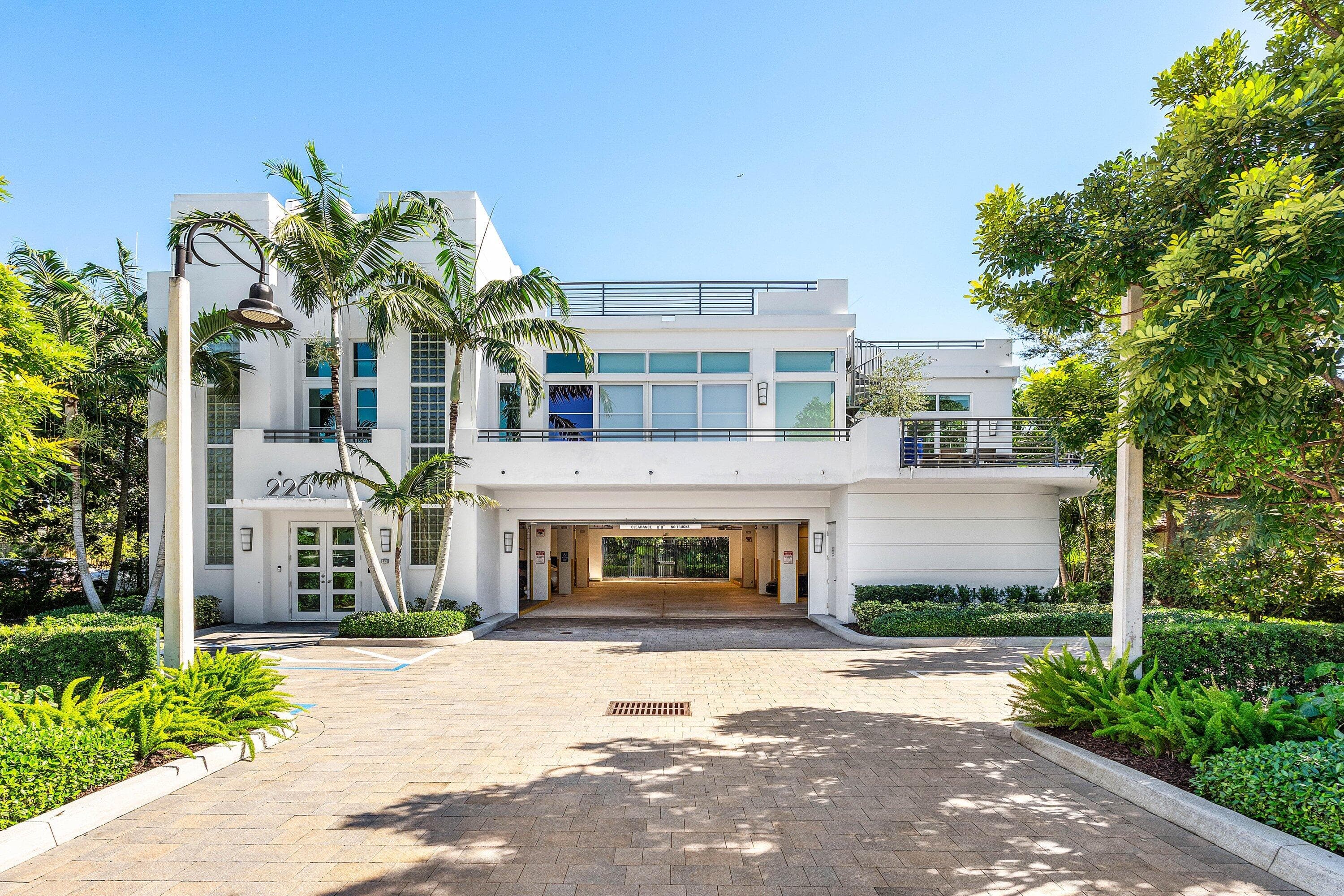 226 Palm Court, Delray Beach, FL 33444 — photo 1 of 82