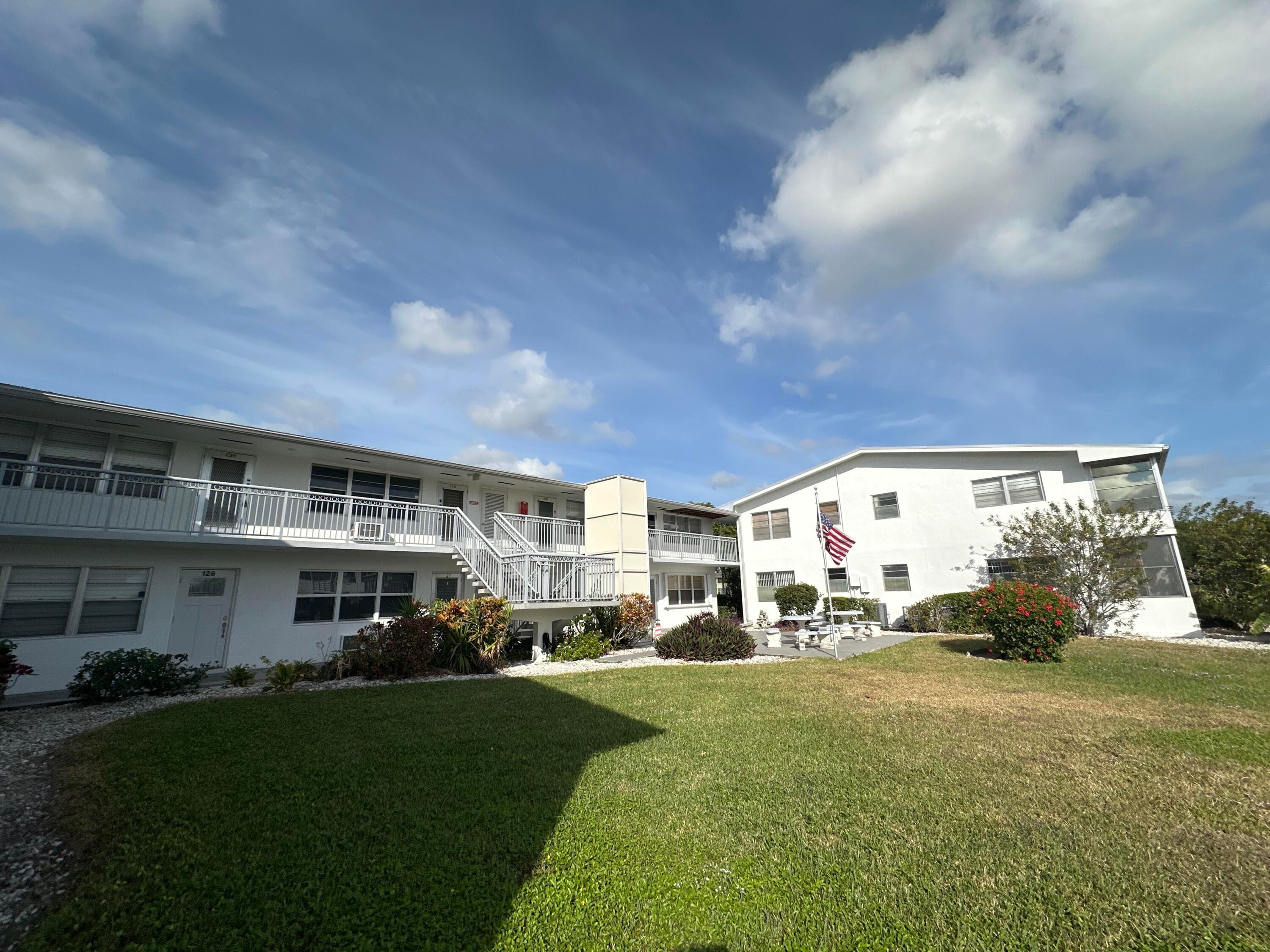 121 Sheffield F, West Palm Beach, FL 33417 — photo 23 of 29