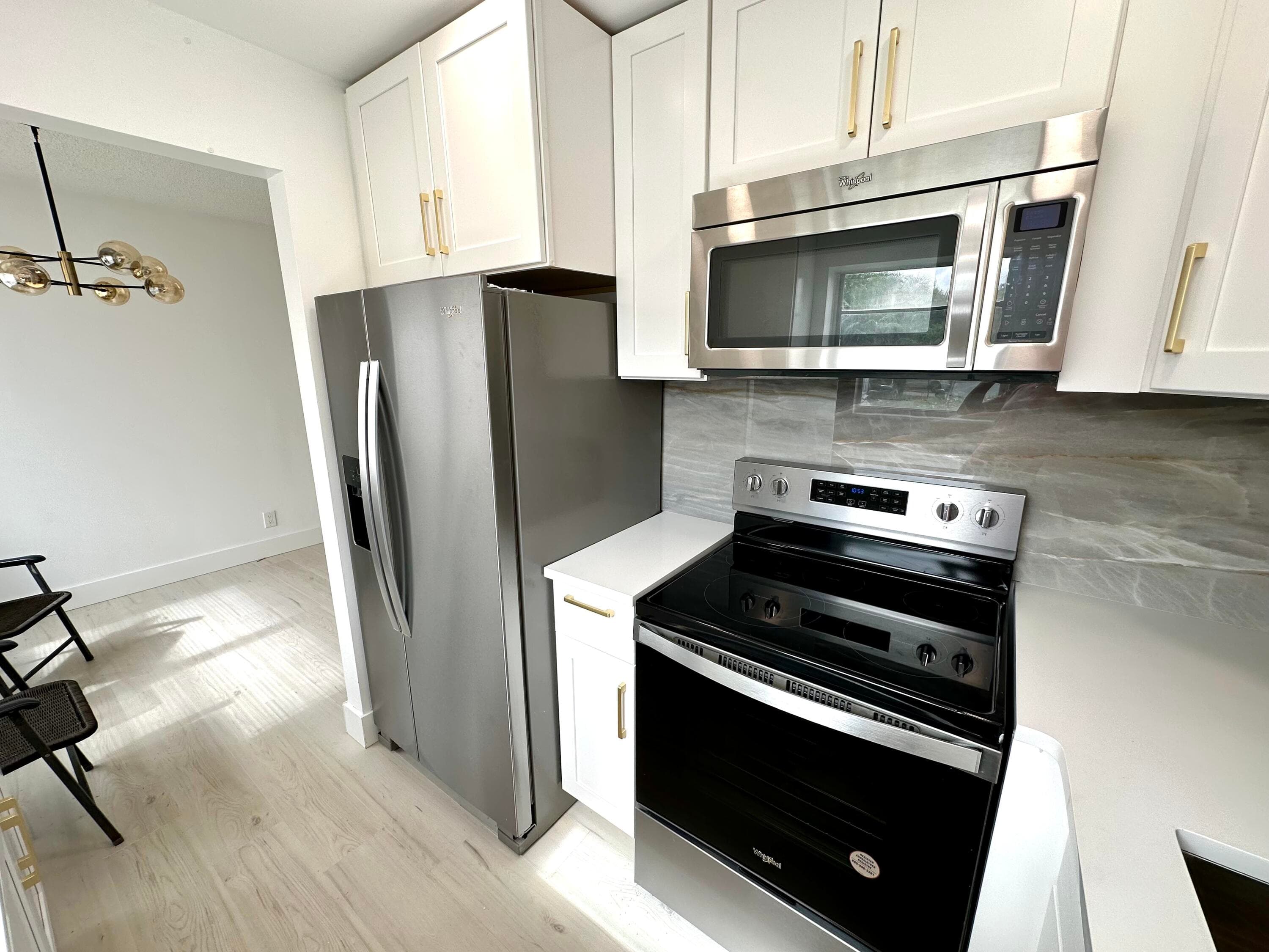 121 Sheffield F, West Palm Beach, FL 33417 — photo 2 of 29