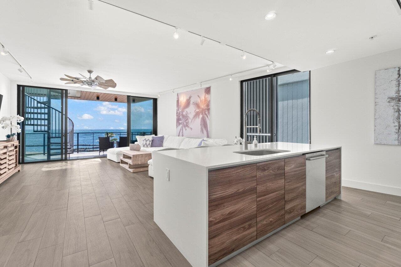 106 Inlet Way 304, Palm Beach Shores, FL 33404 — photo 5 of 35