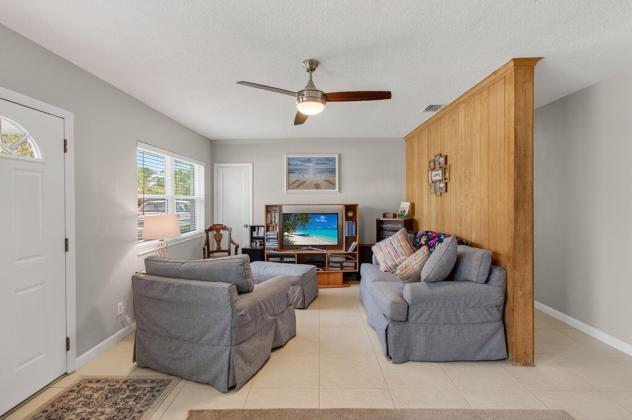 254 NE 22nd Street, Delray Beach, FL 33444 — photo 8 of 41