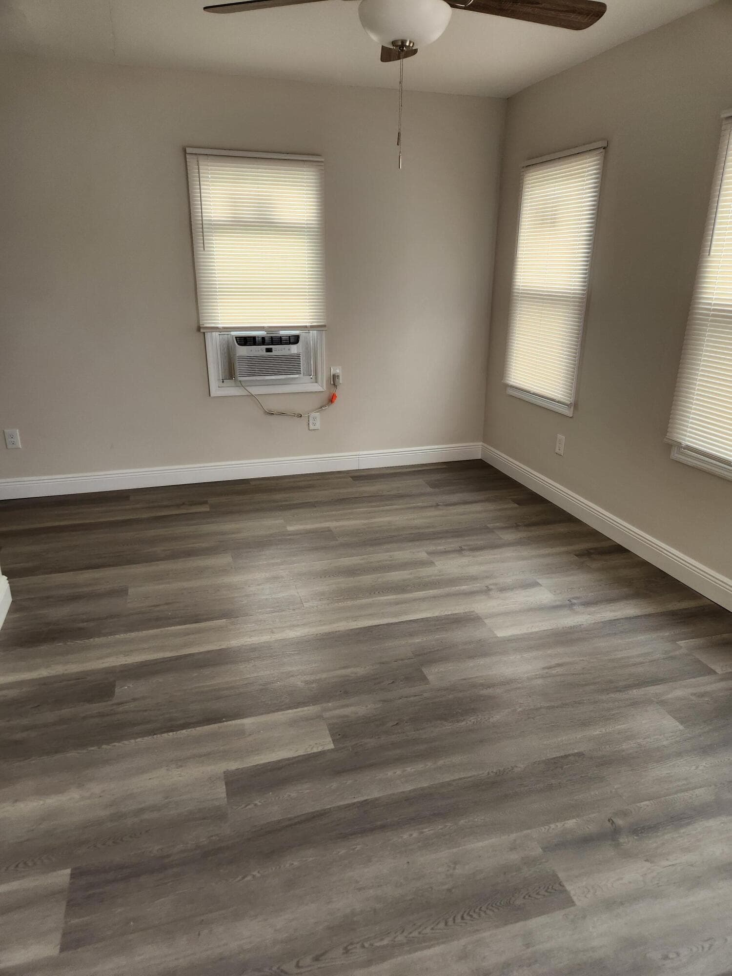 405 2nd Avenue S, Lake Worth Beach, FL 33460 — photo 12 of 14