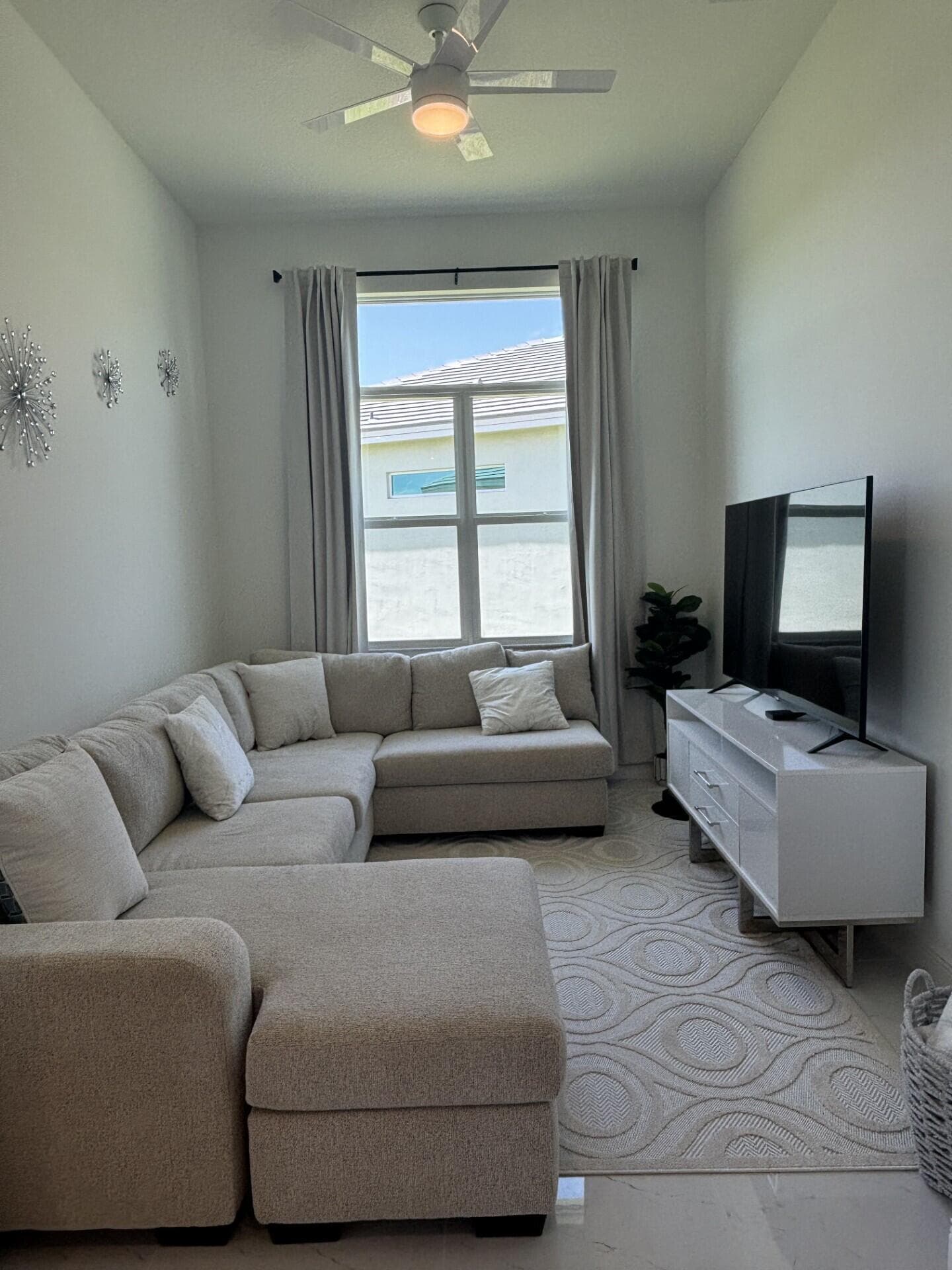 10231 SW Latium Way, Port St. Lucie, FL 34987 — photo 9 of 41