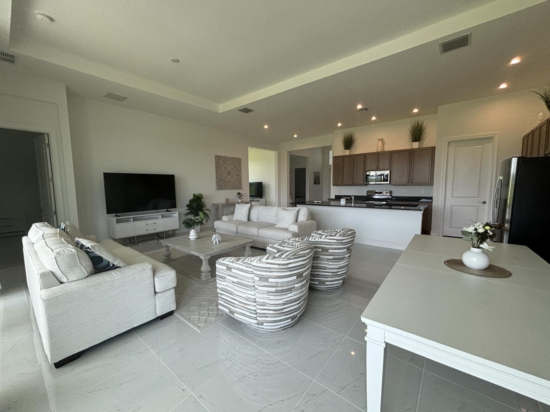 10231 SW Latium Way, Port St. Lucie, FL 34987 — photo 13 of 41