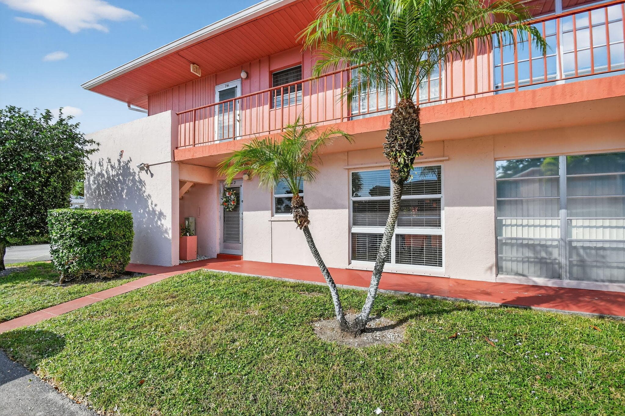 7 Golfs Edge D, West Palm Beach, FL 33417 — photo 8 of 30