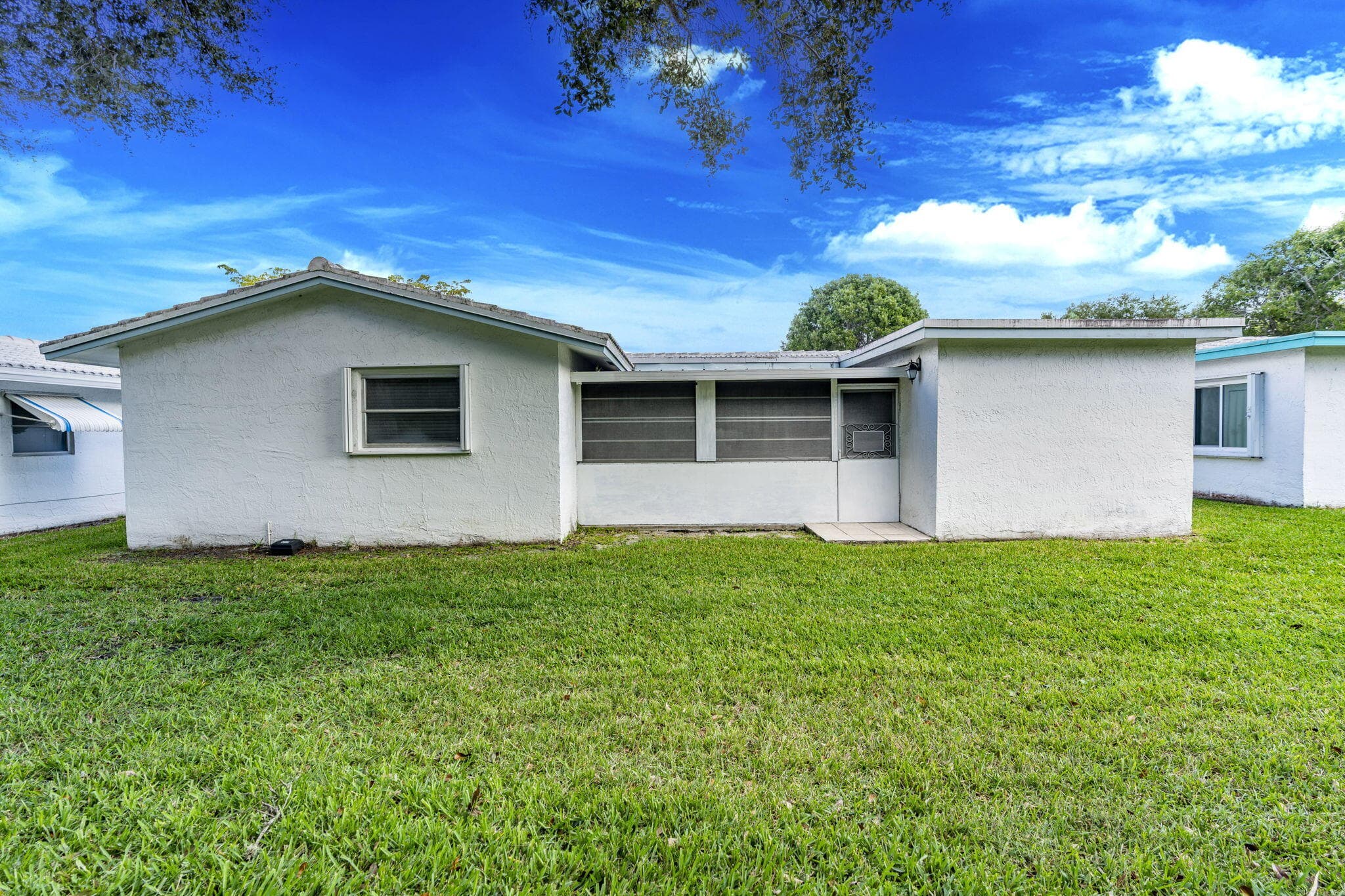 1141 NW 90th Way, Plantation, FL 33322 — photo 7 of 75