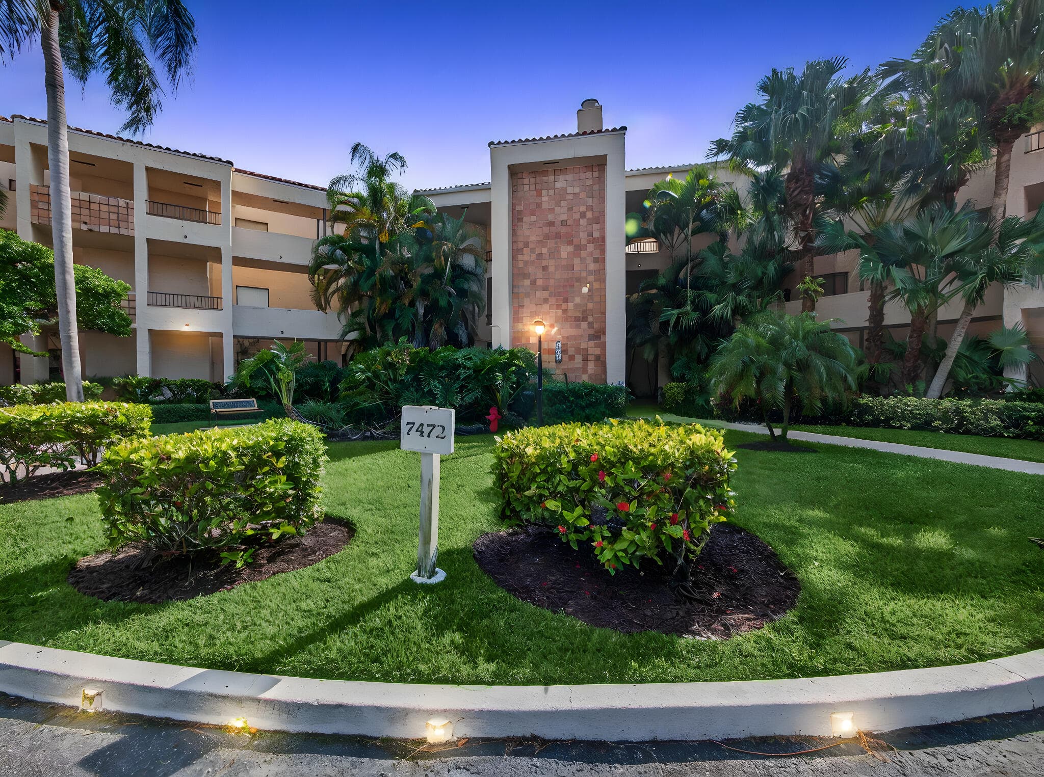 7472 La Paz Boulevard 109, Boca Raton, FL 33433 — photo 2 of 29