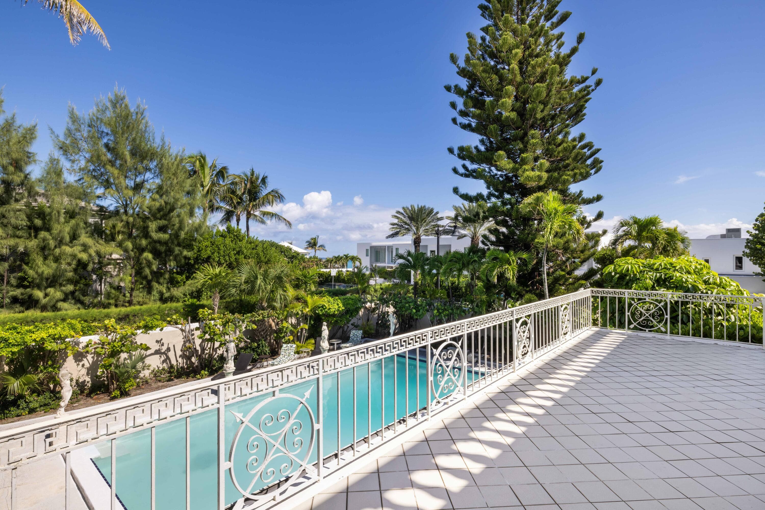 1048 S Ocean Boulevard, Palm Beach, FL 33480 — photo 7 of 17