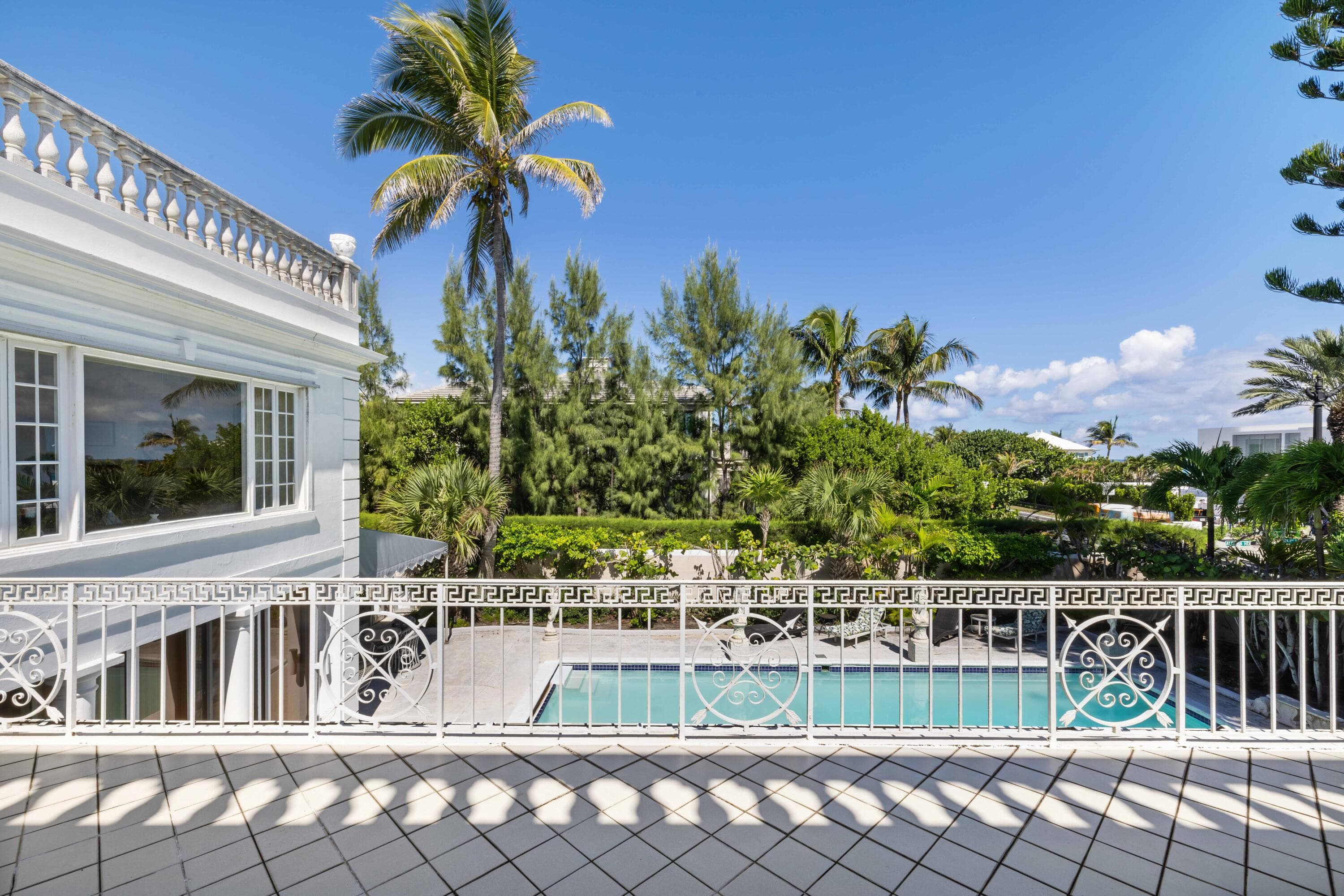 1048 S Ocean Boulevard, Palm Beach, FL 33480 — photo 8 of 17