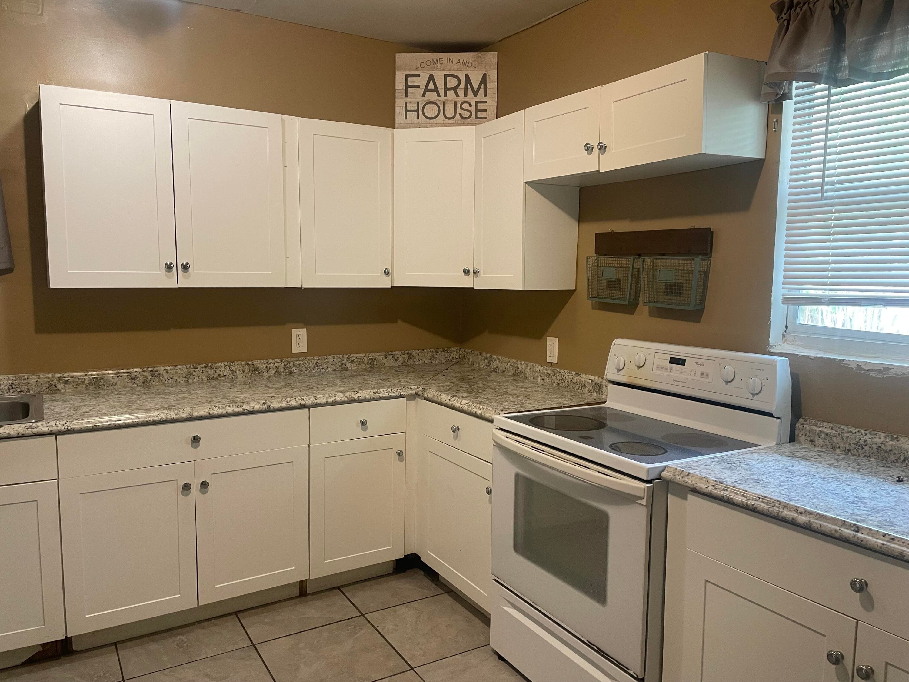 803 3rd Street, West Palm Beach, FL 33401 — photo 3 of 20