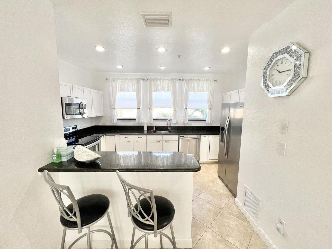 840 Marina Del Ray Lane 2, West Palm Beach, FL 33401 — photo 8 of 42