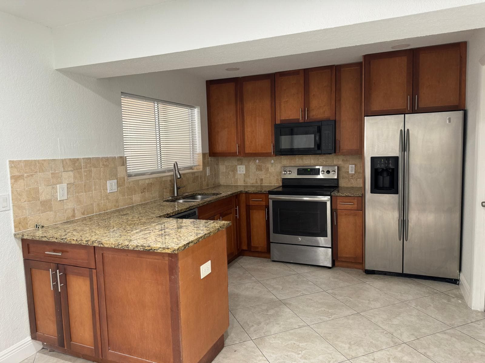 5328 Bosque Lane 67, West Palm Beach, FL 33415 — photo 8 of 17