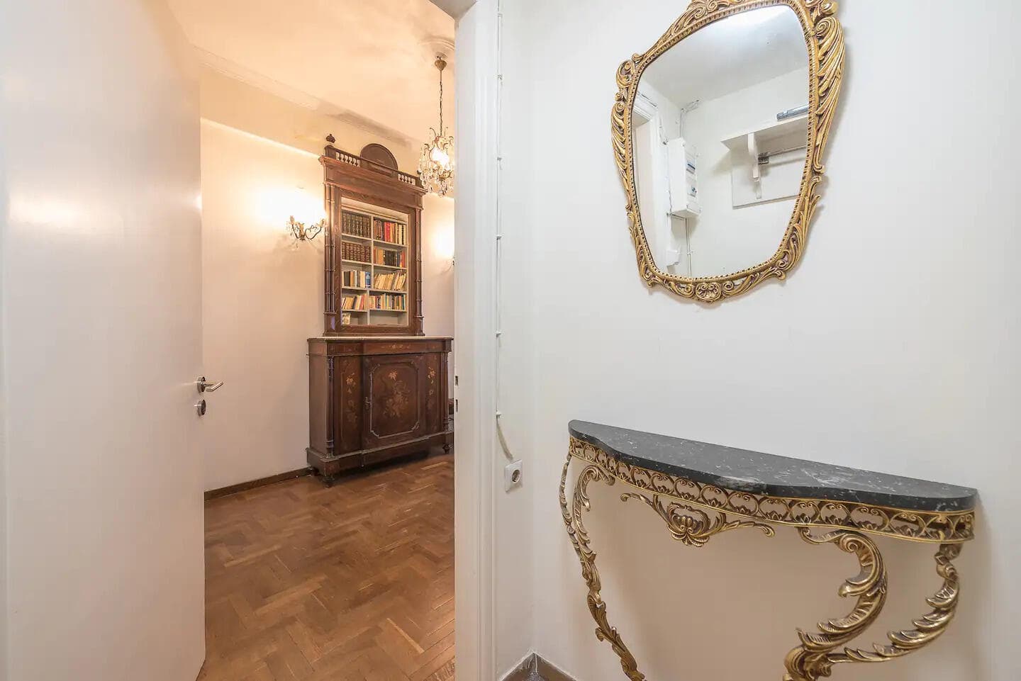 33 Makriyanni — photo 10 of 41