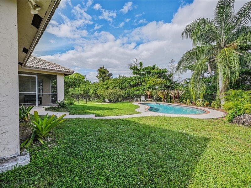 8671 155th Place N, Palm Beach Gardens, FL 33418 — photo 95 of 111