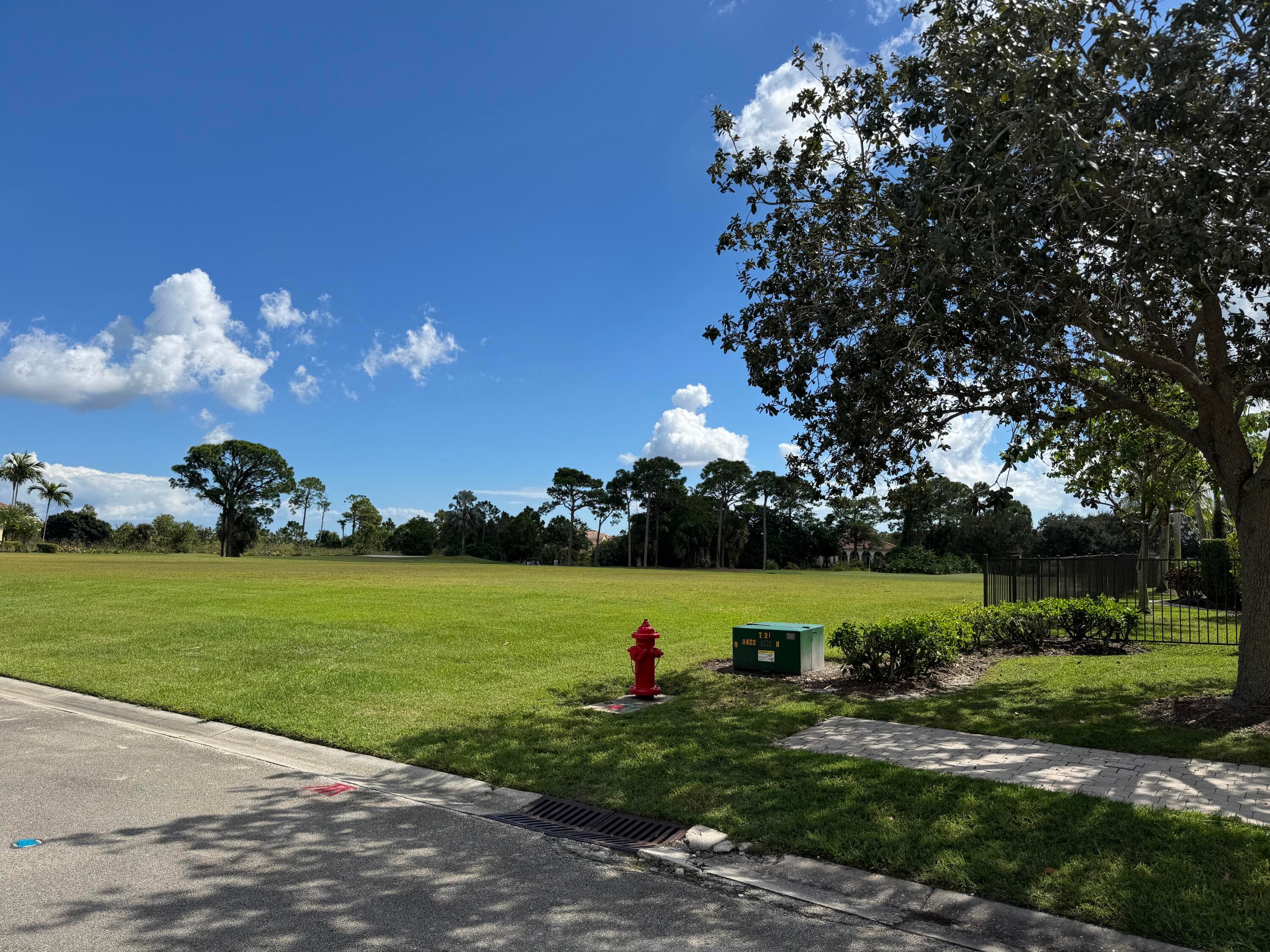 121 SE San Priverno, Port St. Lucie, FL 34984 — photo 4 of 8
