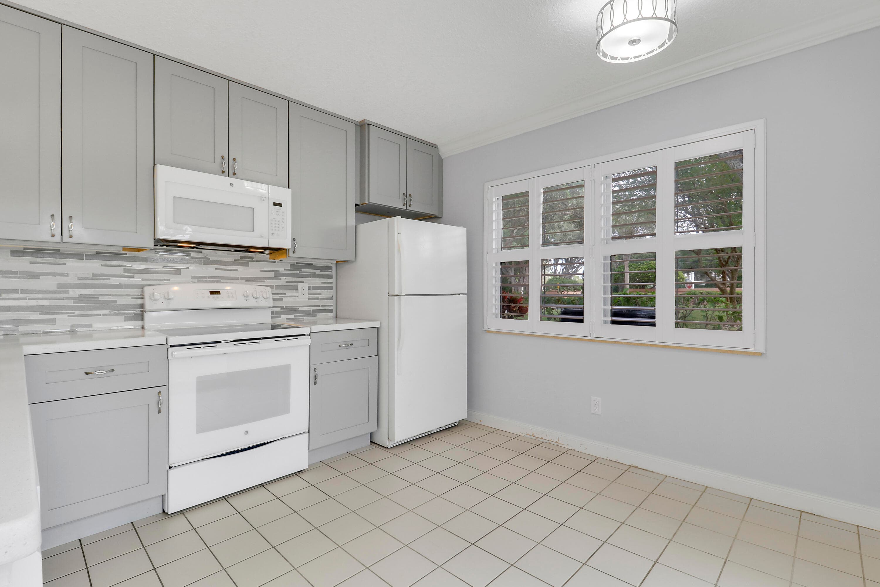 1903 Stratford Way, West Palm Beach, FL 33409 — photo 18 of 44