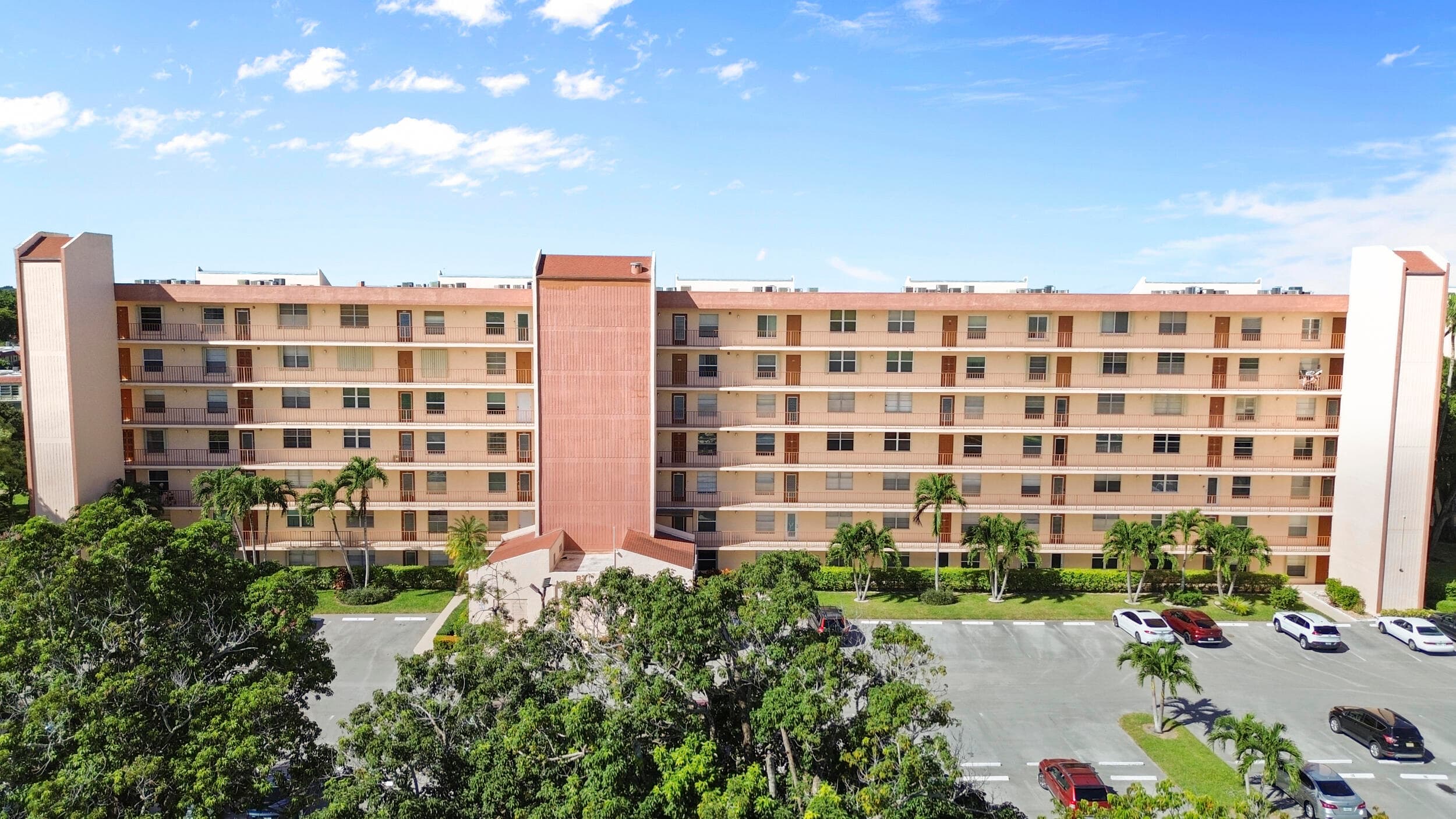 14671 Bonaire Boulevard 404, Delray Beach, FL 33446 — photo 1 of 37