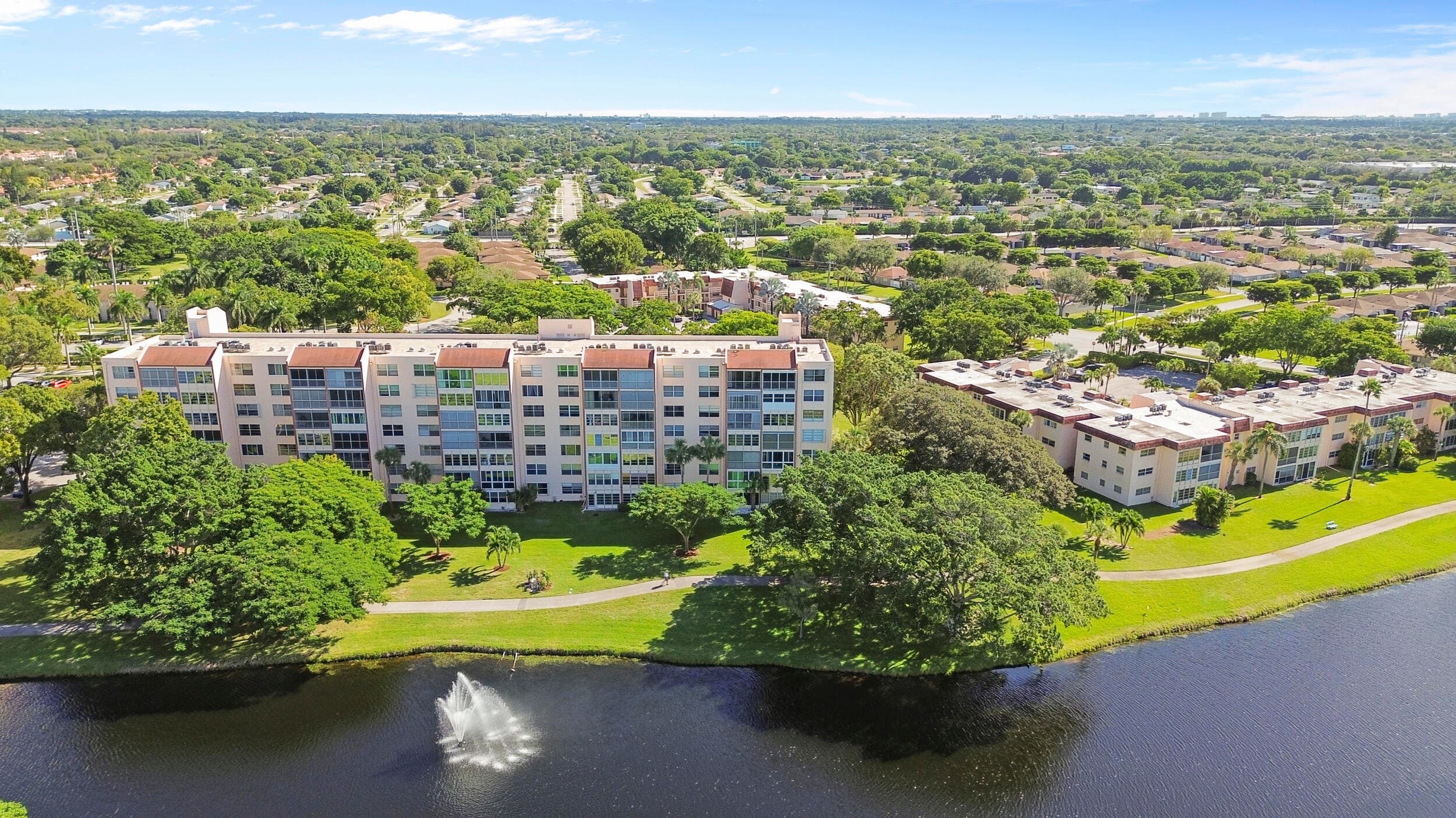 14671 Bonaire Boulevard 404, Delray Beach, FL 33446 — photo 33 of 37