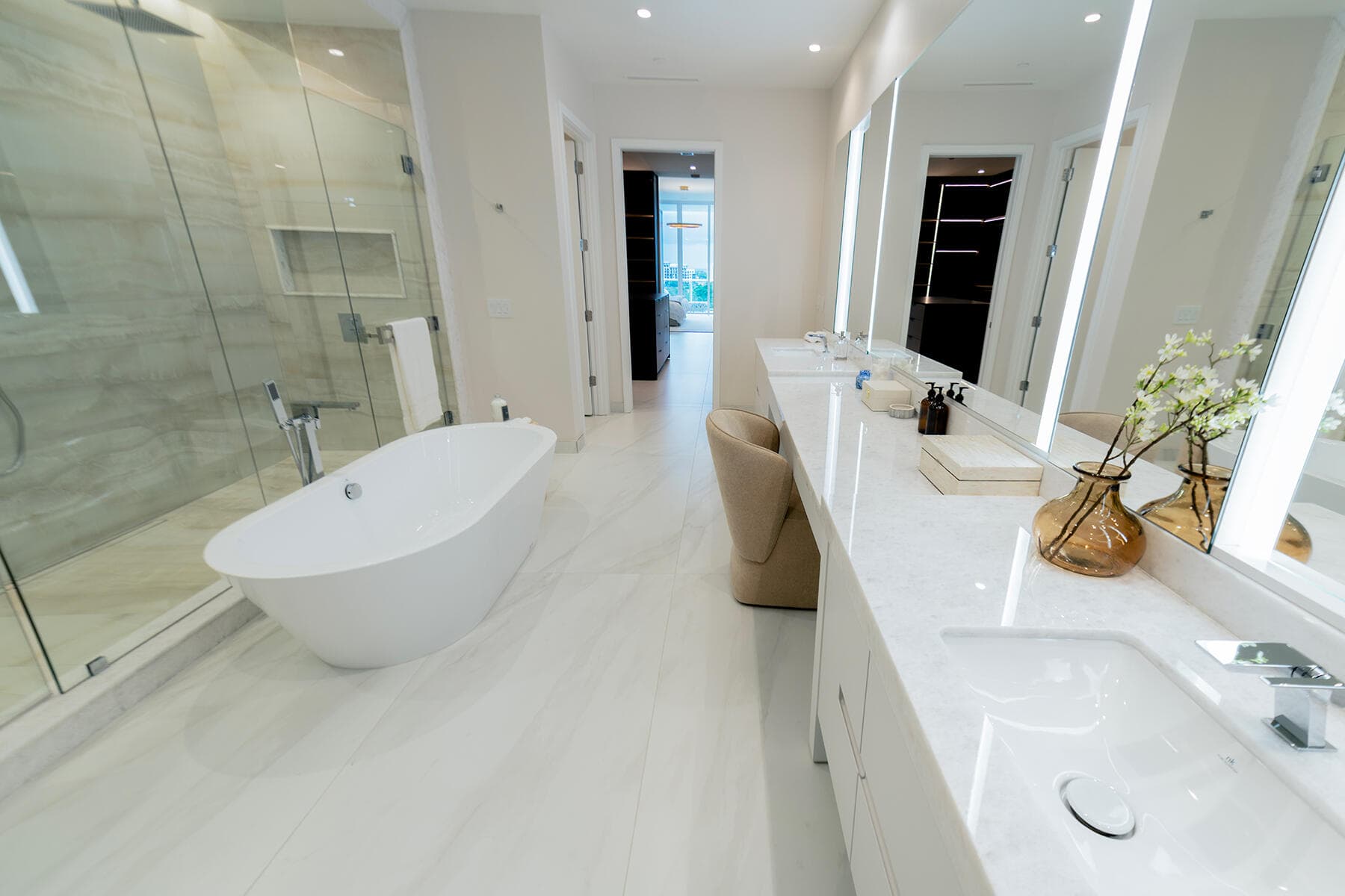 220 SE Mizner Boulevard 501, Boca Raton, FL 33432 — photo 7 of 15
