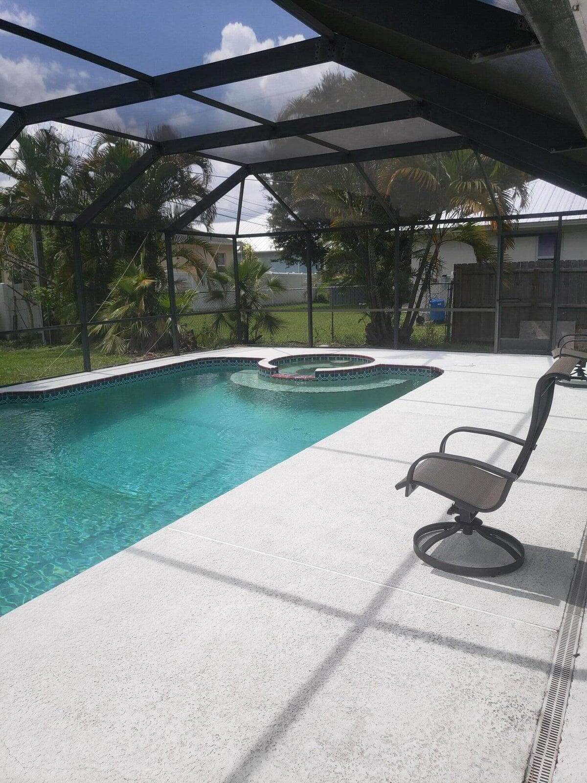 8350 SE Sweetbay Drive, Hobe Sound, FL 33455 — photo 9 of 29