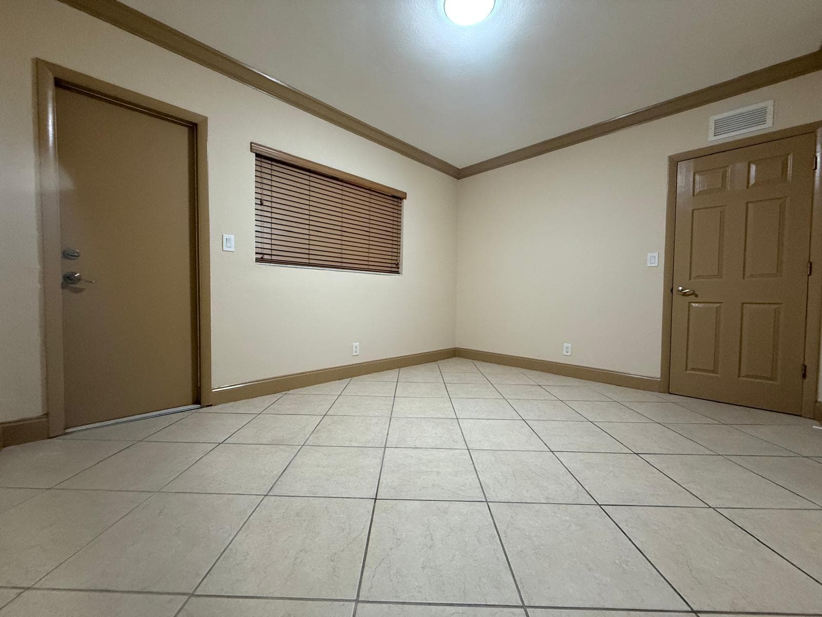 744 NE 14th Avenue 12, Fort Lauderdale, FL 33304 — photo 10 of 22