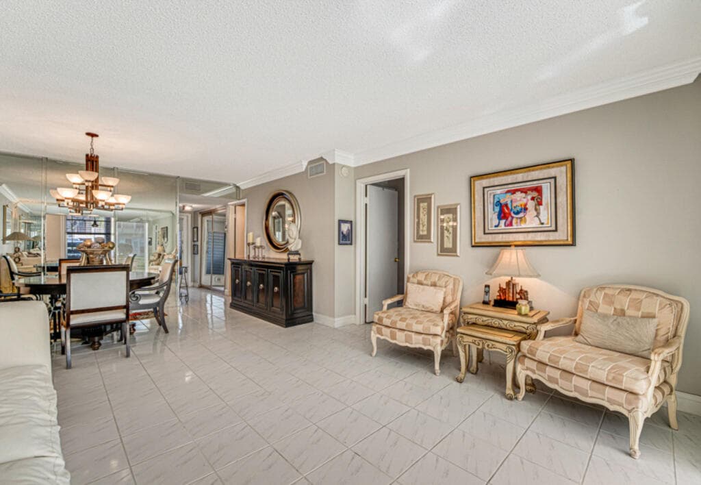 33 Abbey Lane 103, Delray Beach, FL 33446 — photo 10 of 41