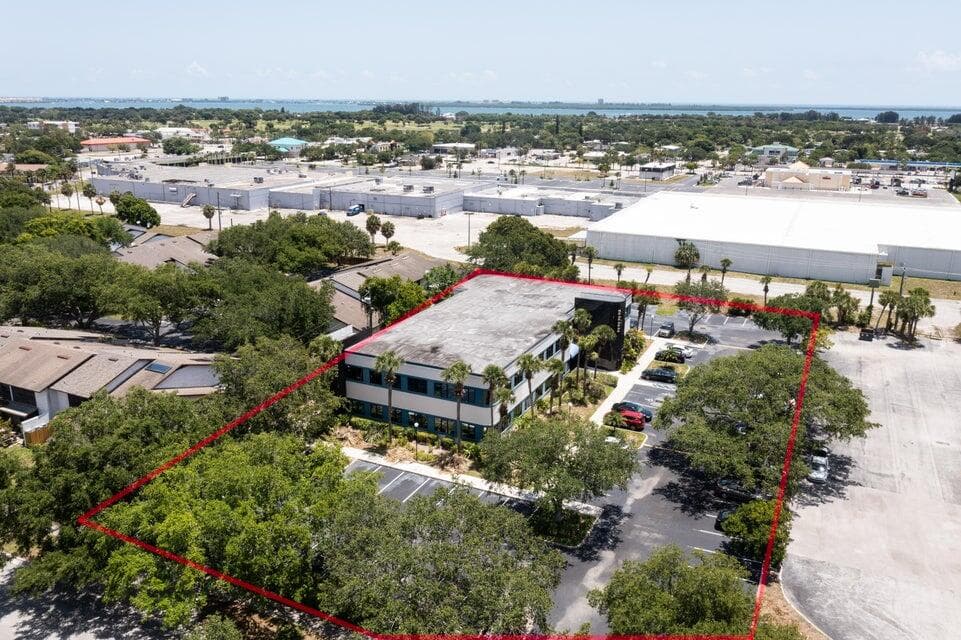 2222 Colonial Road 200, Fort Pierce, FL 34950 — photo 17 of 38