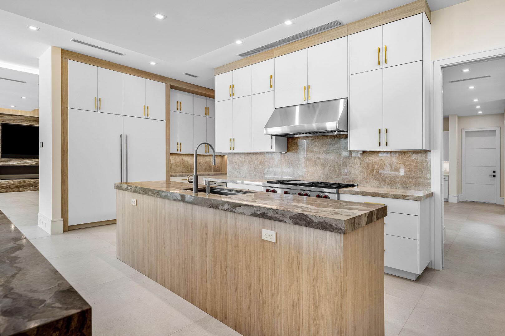 191 W Coconut Palm Road, Boca Raton, FL 33432 — photo 16 of 80