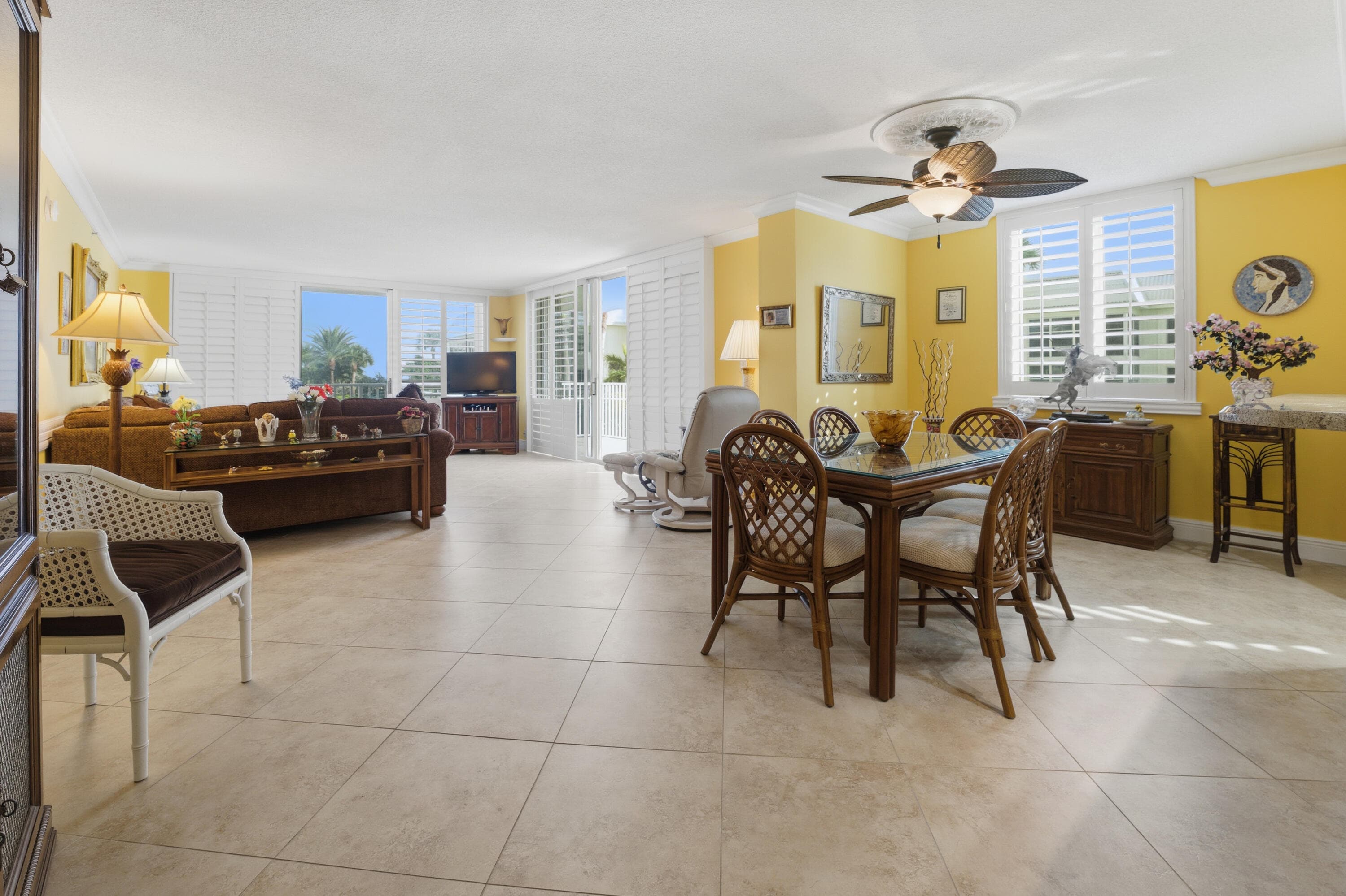 375 Beach Road 201, Tequesta, FL 33469 — photo 4 of 18
