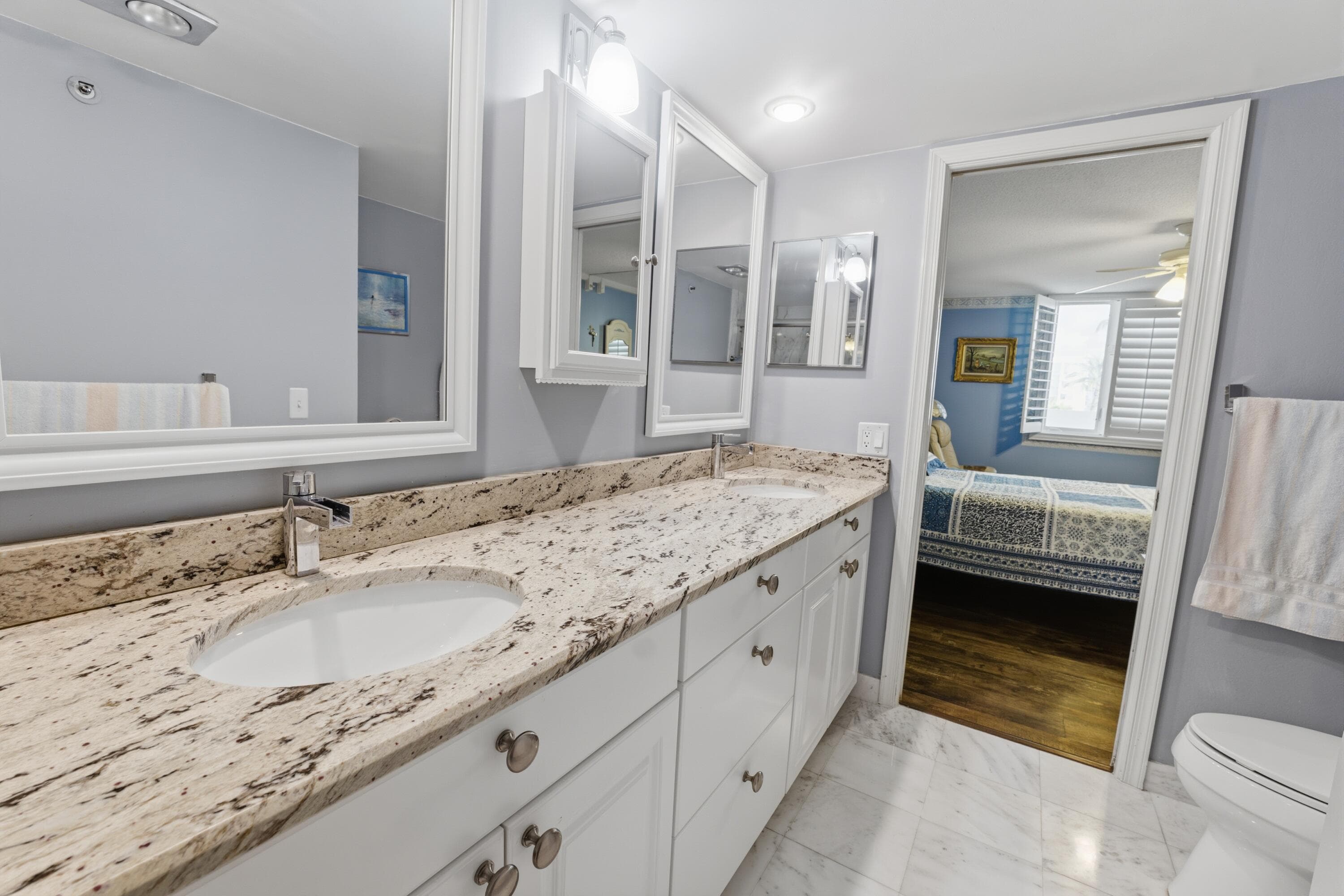 375 Beach Road 201, Tequesta, FL 33469 — photo 12 of 18
