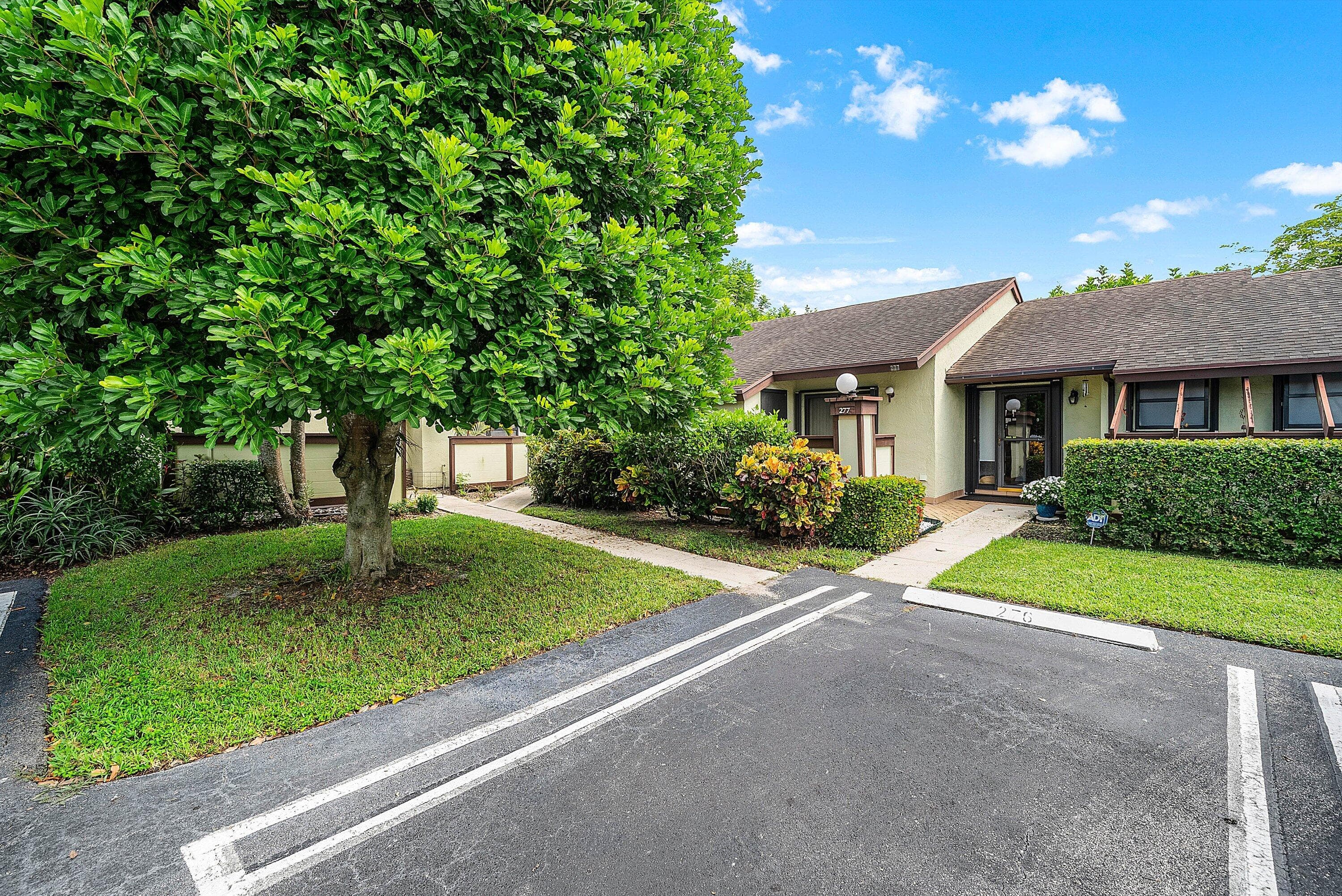 276 Beaver Dam Court, Royal Palm Beach, FL 33411 — photo 1 of 24