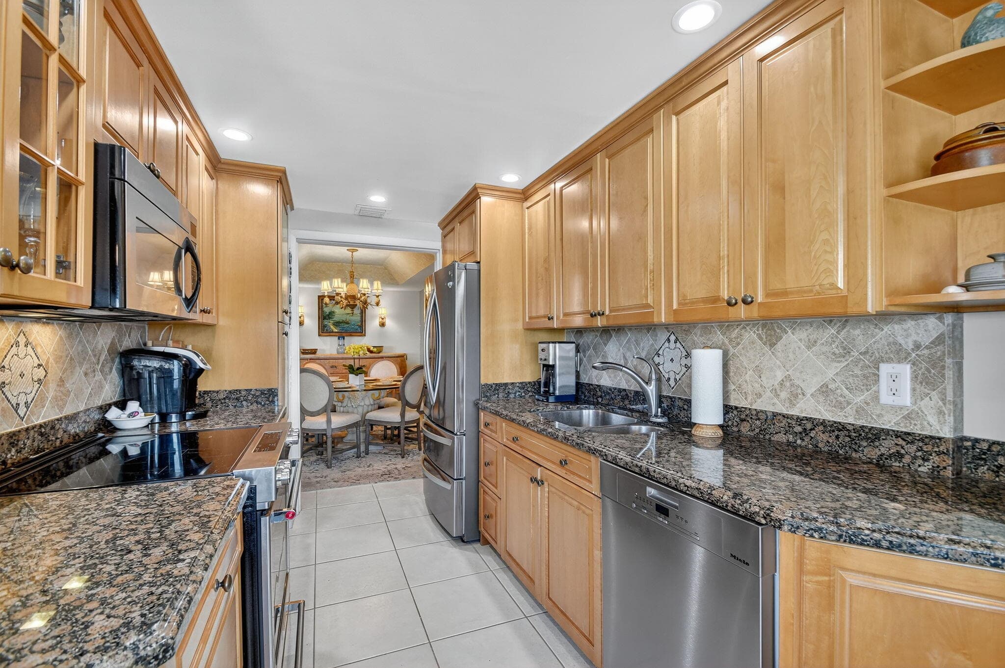 3589 S Ocean Boulevard 608, South Palm Beach, FL 33480 — photo 31 of 66