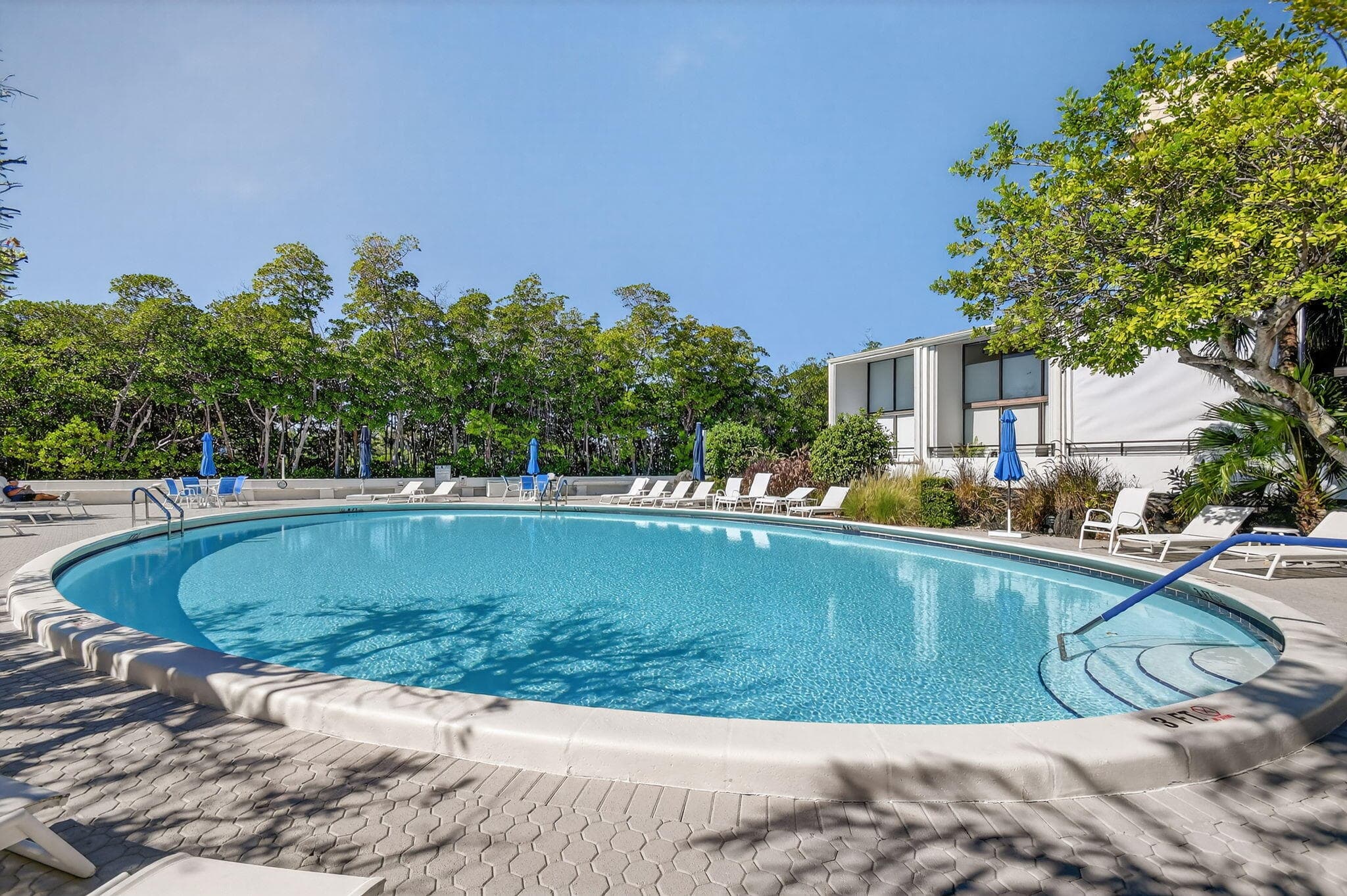 3589 S Ocean Boulevard 608, South Palm Beach, FL 33480 — photo 45 of 66