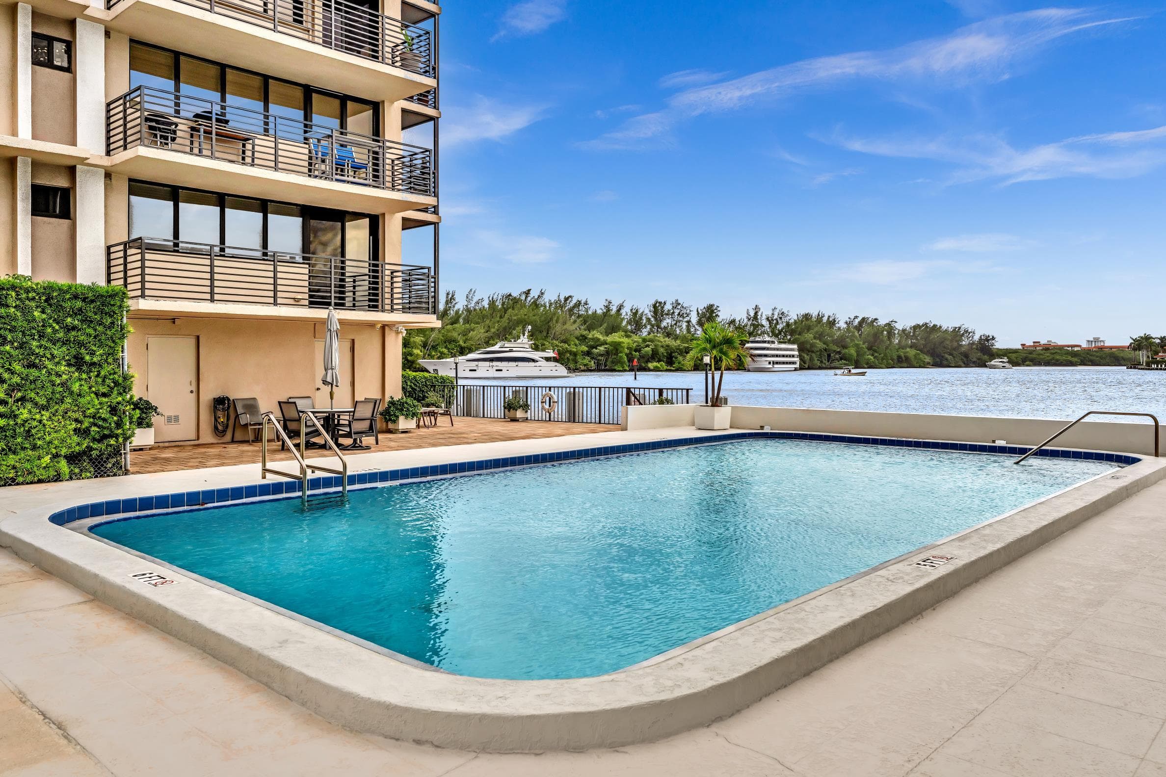 900 NE Spanish River Boulevard 4e, Boca Raton, FL 33431 — photo 22 of 26
