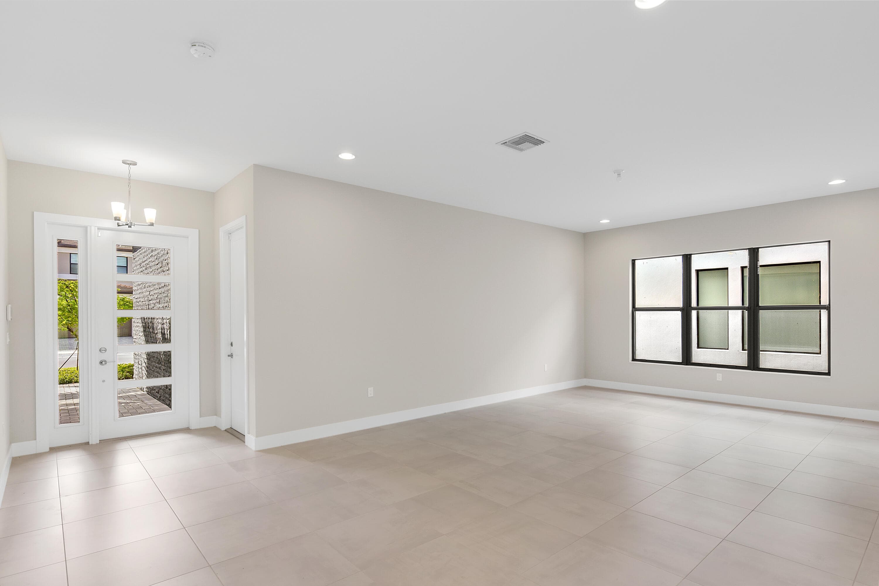 20318 Castle Stuart Avenue, Boca Raton, FL 33434 — photo 3 of 48