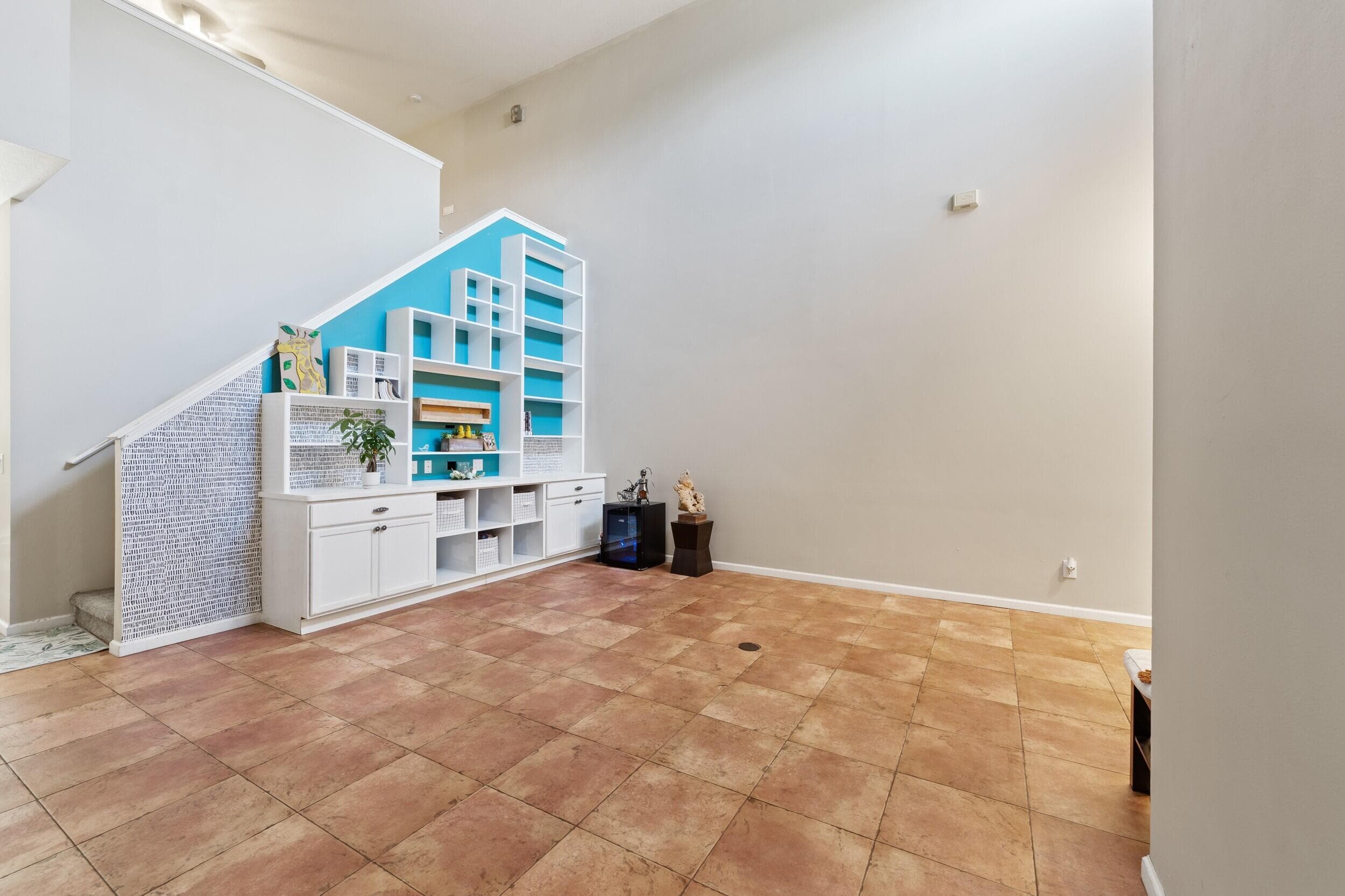 624 NE Bent Paddle Lane, Port St. Lucie, FL 34983 — photo 10 of 49
